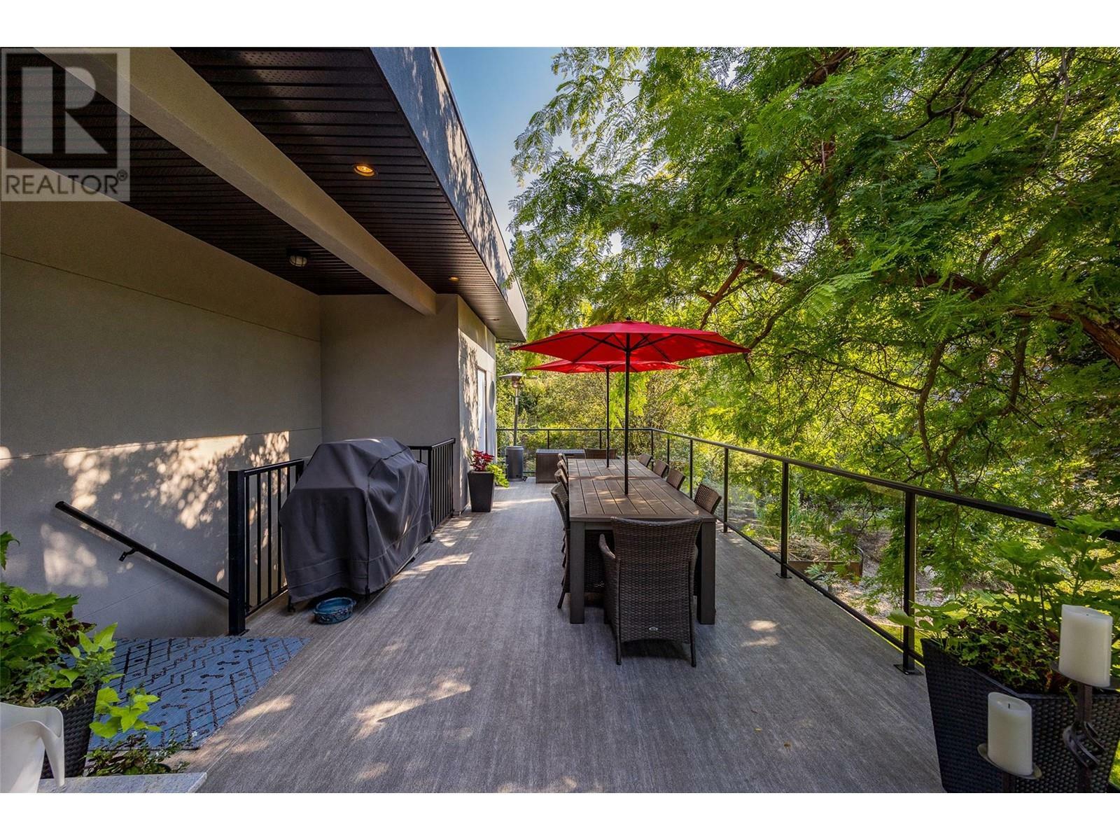 LAKE COUNTRY, British Columbia, V4V 1B3, CA, 5 Bedrooms Bedrooms, ,4 BathroomsBathrooms,Residential,For Sale,1838112
