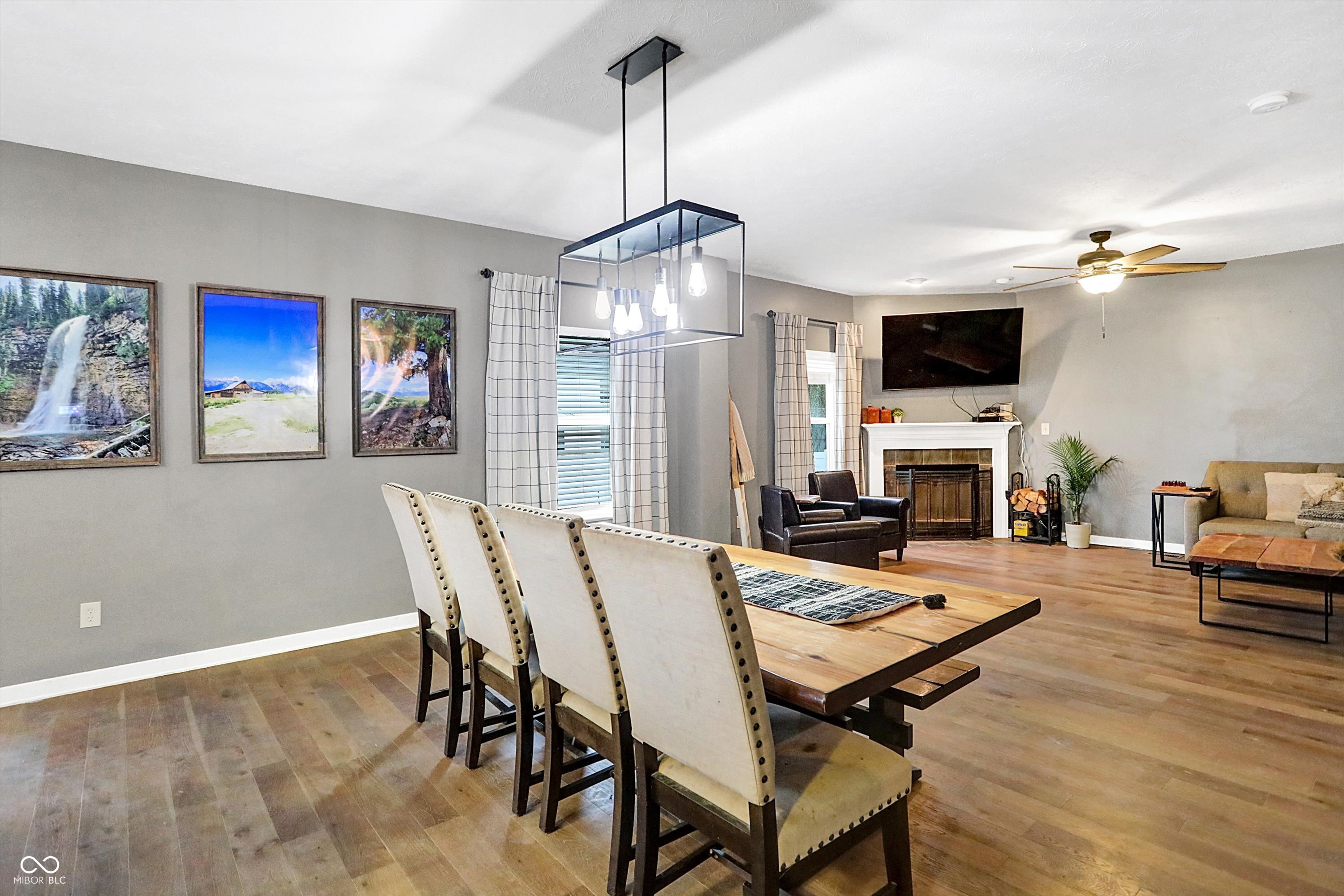 Franklin, Indiana, 46131, United States, 6 Bedrooms Bedrooms, ,4 BathroomsBathrooms,Residential,For Sale,1978604