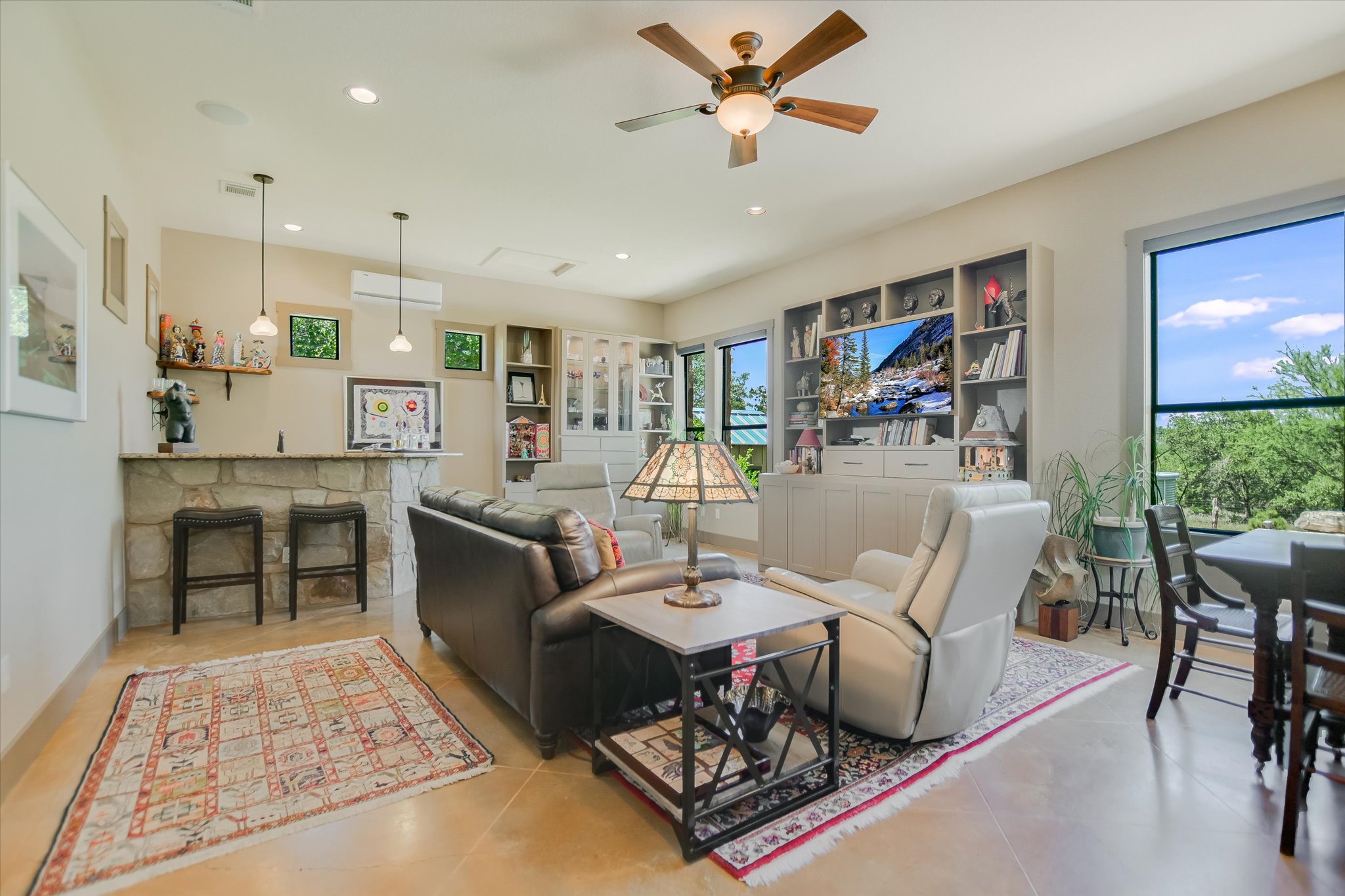 Wimberley, Texas, 78676, United States, 4 Bedrooms Bedrooms, ,3 BathroomsBathrooms,Residential,For Sale,1810598