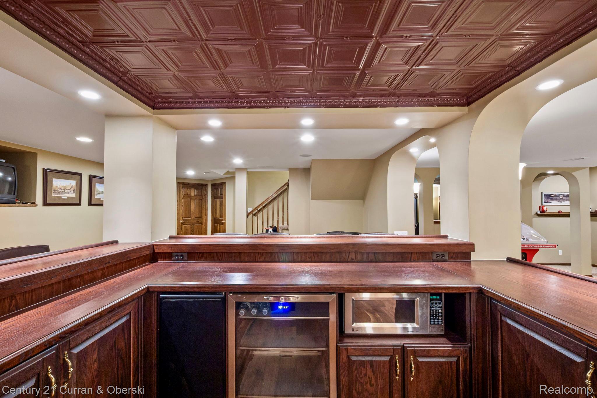 Novi, Michigan, 48374, United States, 4 Bedrooms Bedrooms, ,6 BathroomsBathrooms,Residential,For Sale,1914653