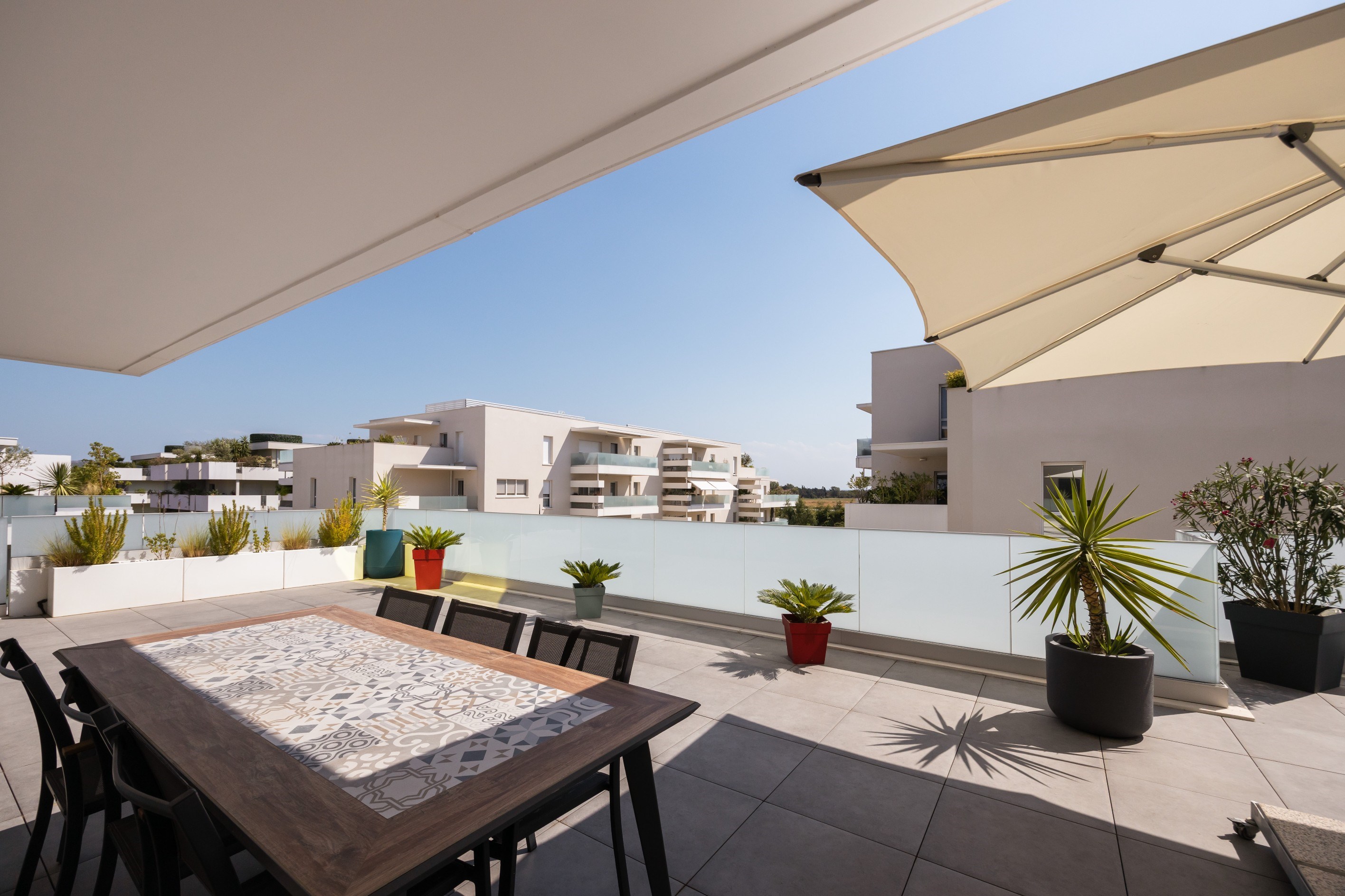  Contemporary Apartment with Exceptional 160 m² Terrace - 物件實景