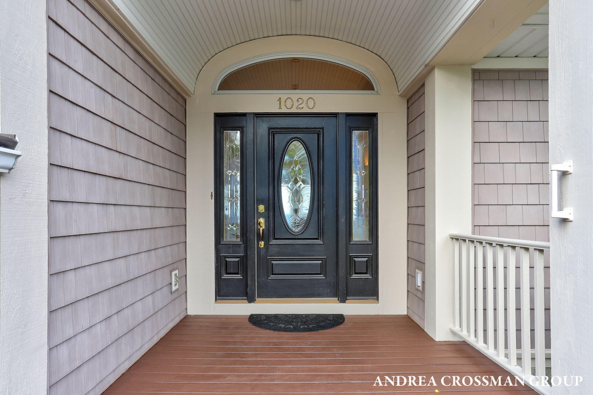 St. Joseph, Michigan, 49085, United States, 4 Bedrooms Bedrooms, ,4 BathroomsBathrooms,Residential,For Sale,1960959