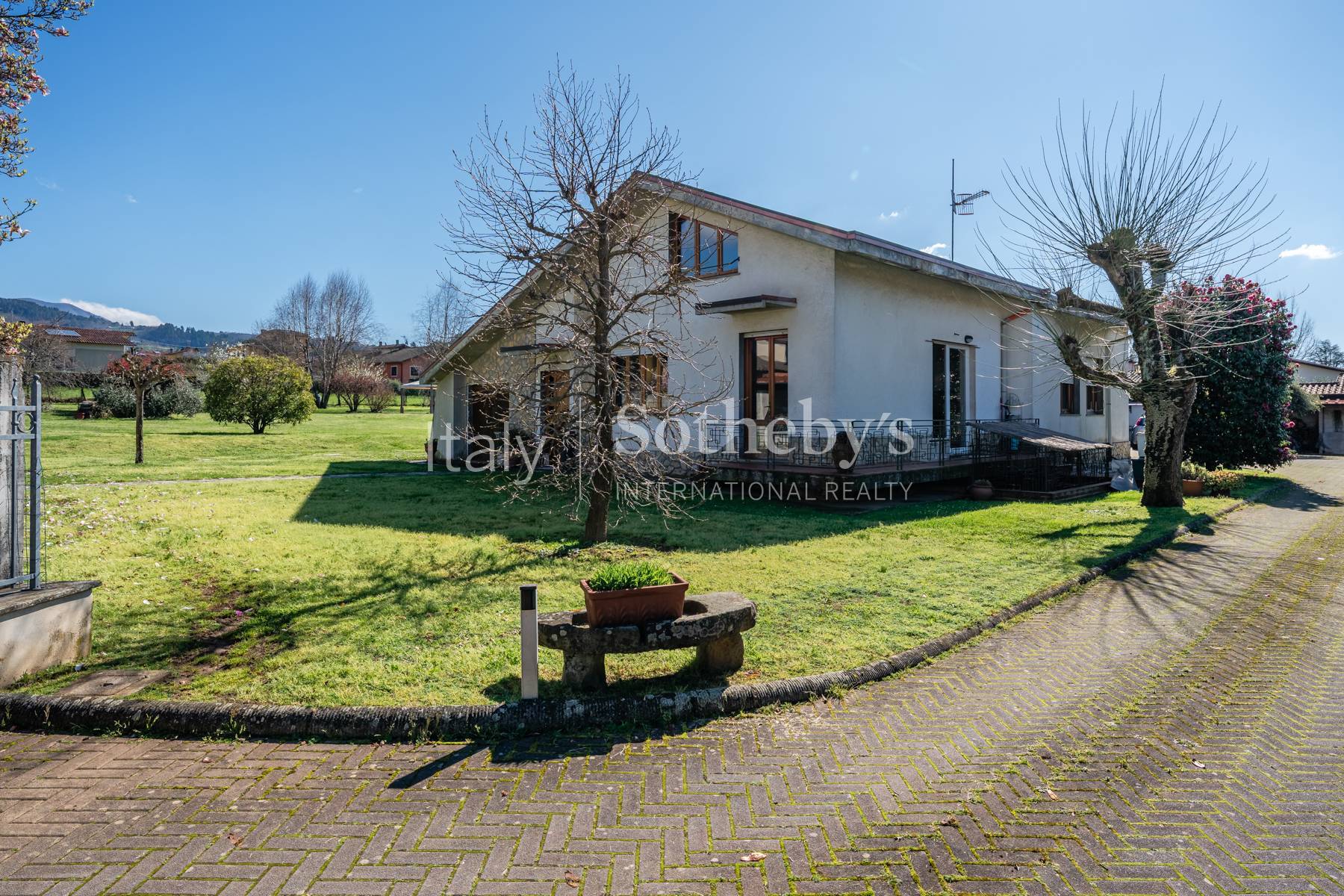  Villa with dépendance and swimming pool in Barga - 物件實景