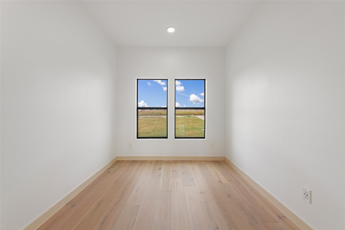Salado, Texas, 76571, United States, 4 Bedrooms Bedrooms, ,3 BathroomsBathrooms,Residential,For Sale,1865185