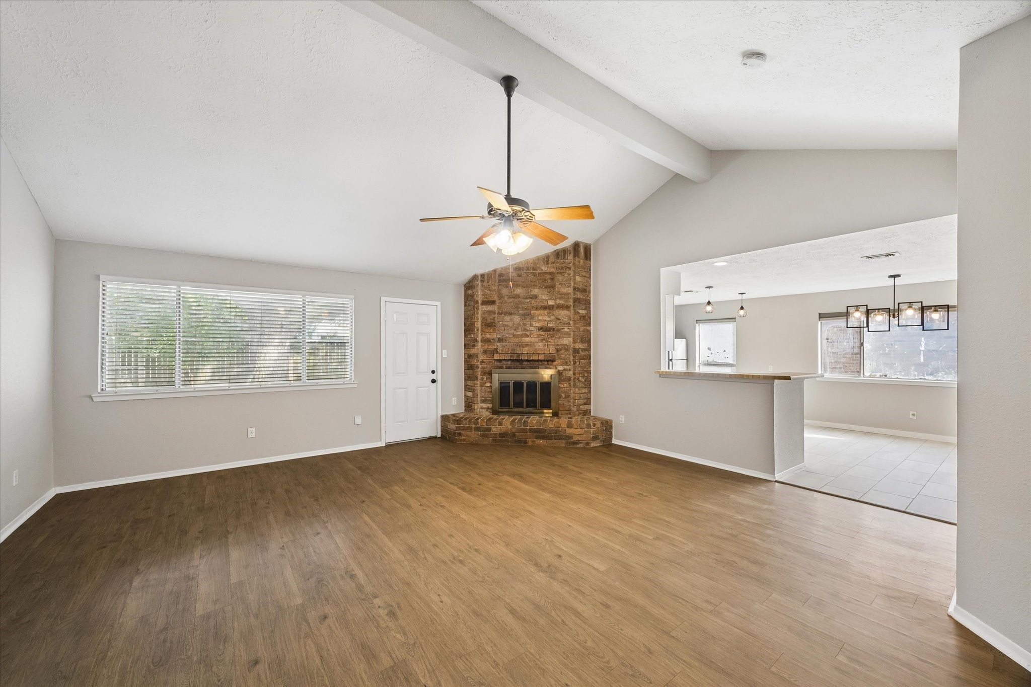  2311 Webster Ranch Road - 物件實景