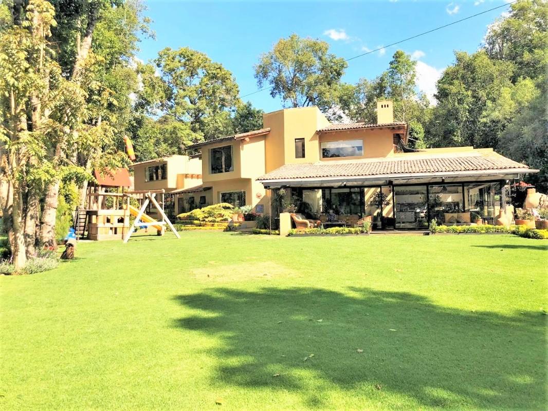 Valle de Bravo, Estado de México, 51200, Mexico, 6 Bedrooms Bedrooms, ,5 BathroomsBathrooms,Residential,For Sale,1722438
