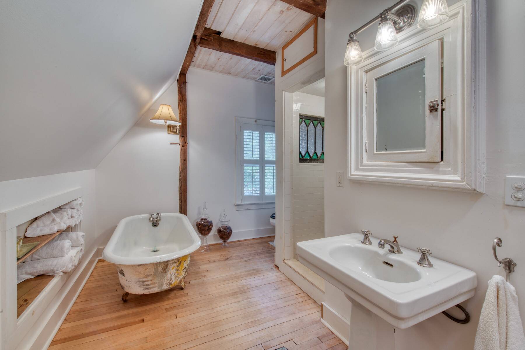  Greenport Historic Colonial Farmhouse in Peconic Bay Estates - 物件實景