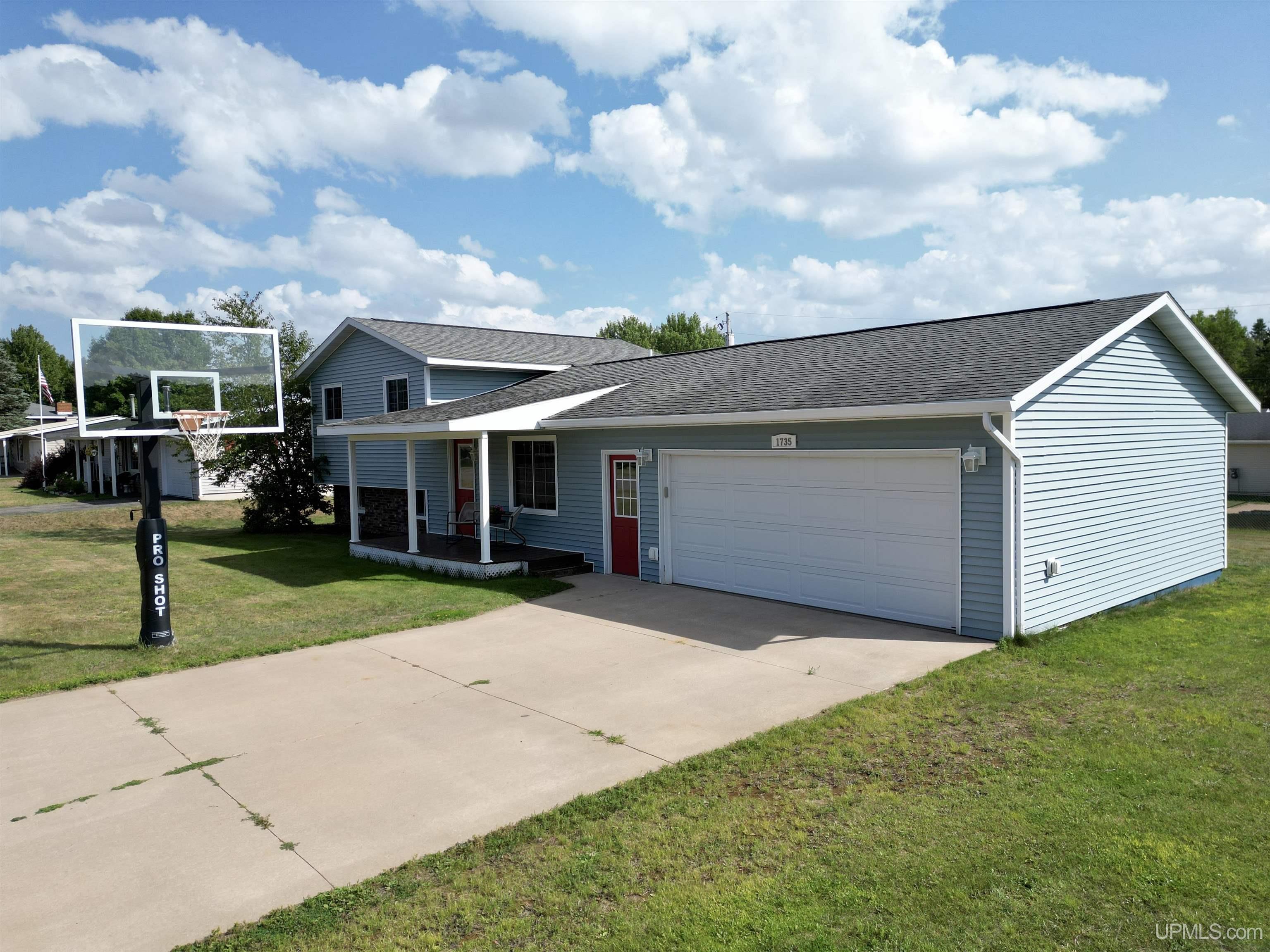 Rosewood Ln, Ishpeming, MI 49849 #1