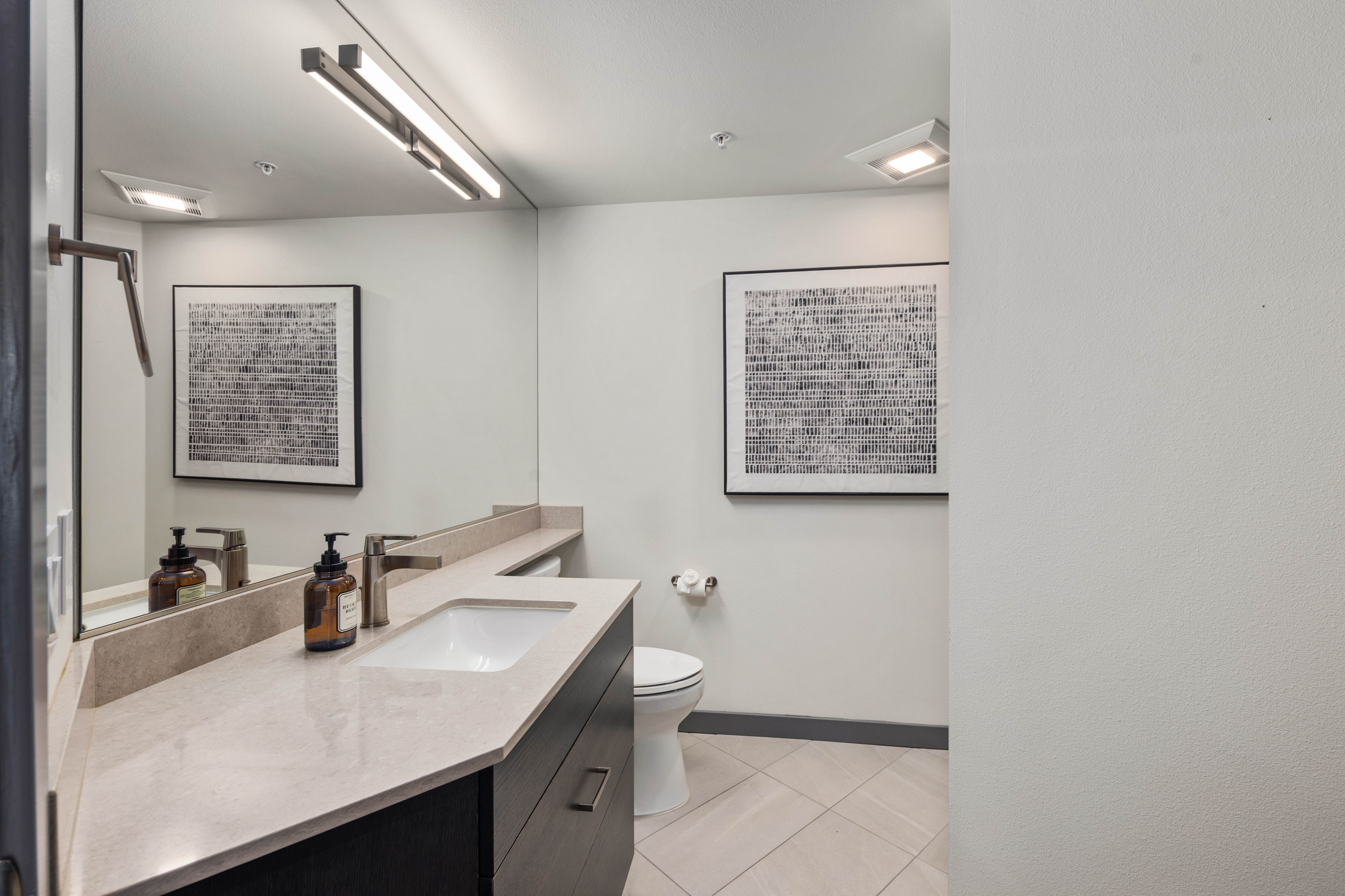  11903 Northeast 128th Street #519, Kirkland, WA 98034 - 物件實景