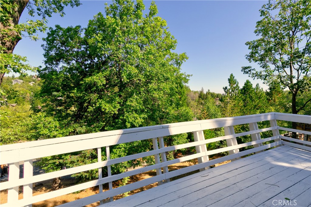 Lake Arrowhead, California, 92352, United States, 4 Bedrooms Bedrooms, ,3 BathroomsBathrooms,Residential,For Sale,2003033