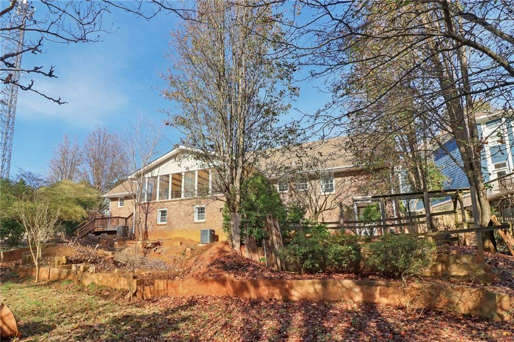 Smyrna, Georgia, 30082, United States, 6 Bedrooms Bedrooms, ,3 BathroomsBathrooms,Residential,For Sale,2002854