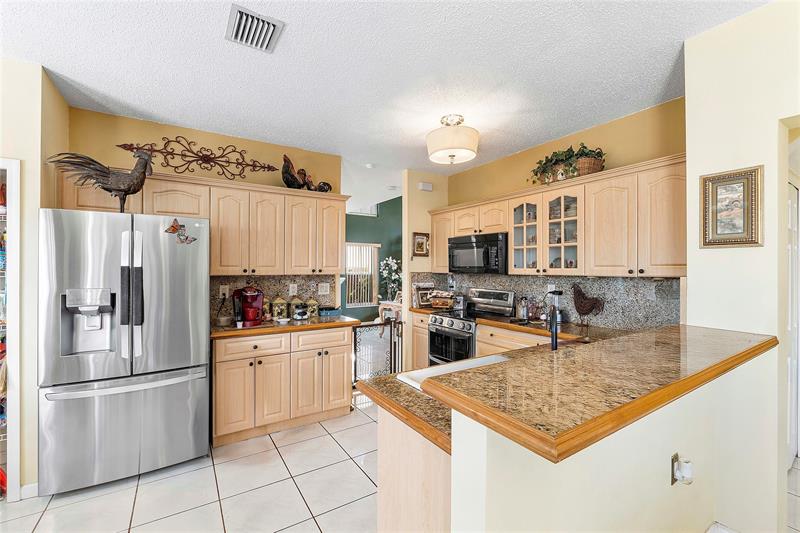 Davie, Florida, 33325, United States, 4 Bedrooms Bedrooms, ,3 BathroomsBathrooms,Residential,For Sale,1837198