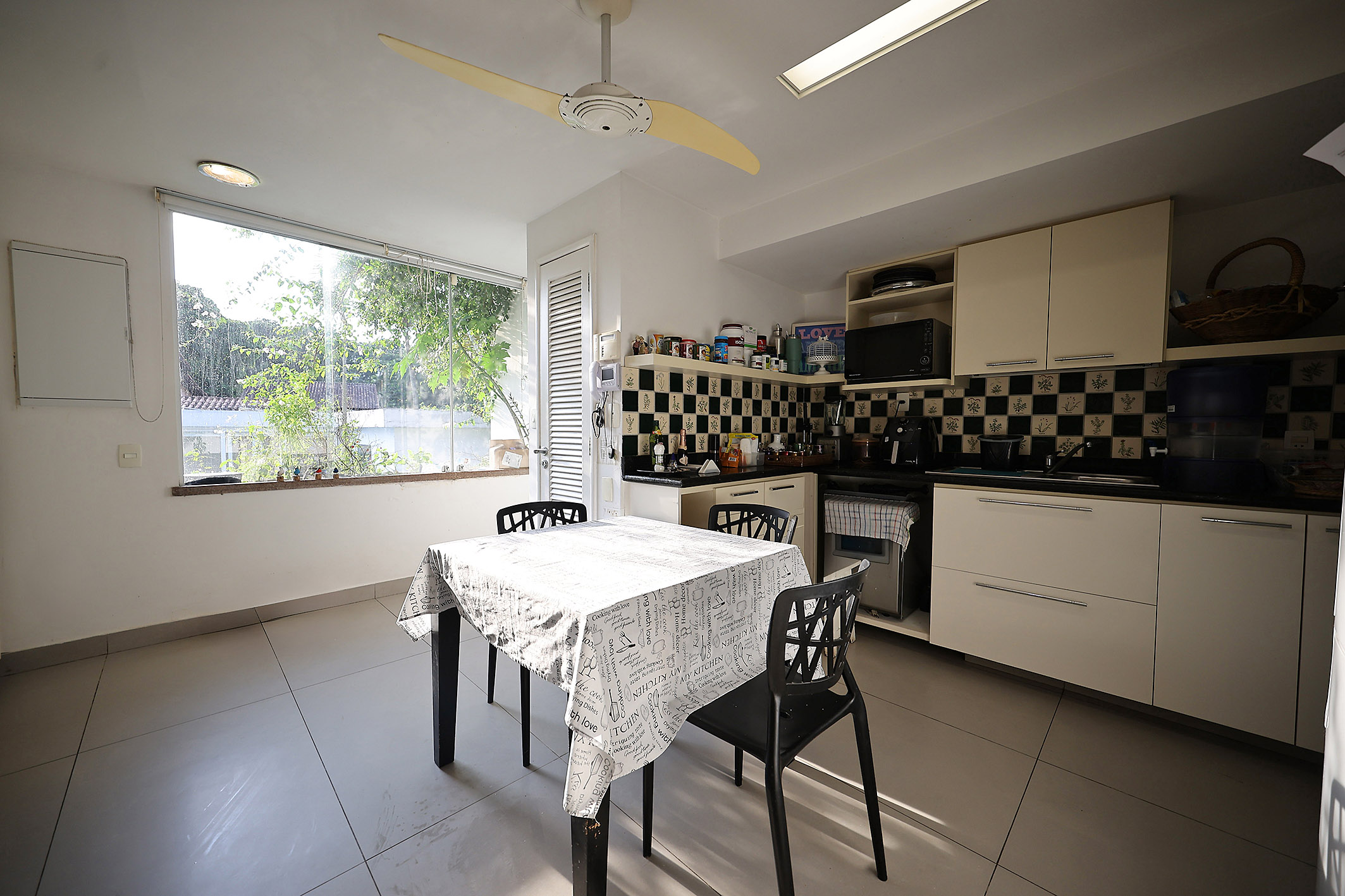 House with four bedrooms and Pedra da Gávea views in Itanhangá - 物件實景