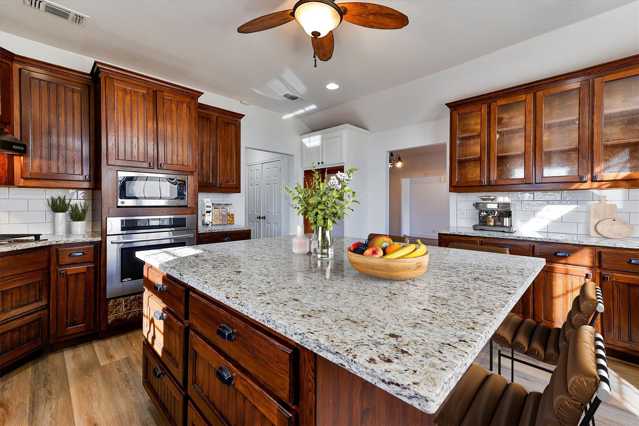 Weatherford, Texas, 76088, United States, 4 Bedrooms Bedrooms, ,3 BathroomsBathrooms,Residential,For Sale,1885521