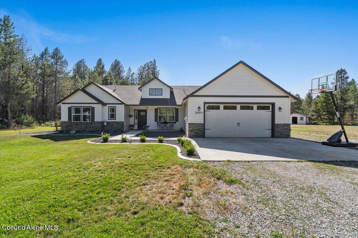 Athol, Idaho, 83801, United States, 4 Bedrooms Bedrooms, ,3 BathroomsBathrooms,Residential,For Sale,1903034