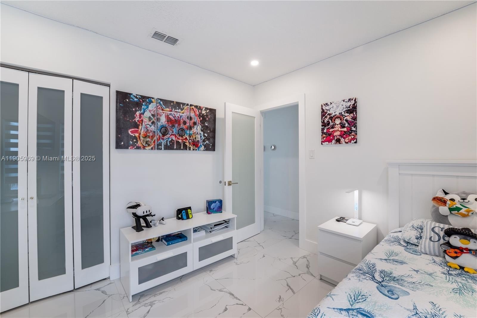 Miami, Florida, 33196, United States, 3 Bedrooms Bedrooms, ,2 BathroomsBathrooms,Residential,For Sale,1979827