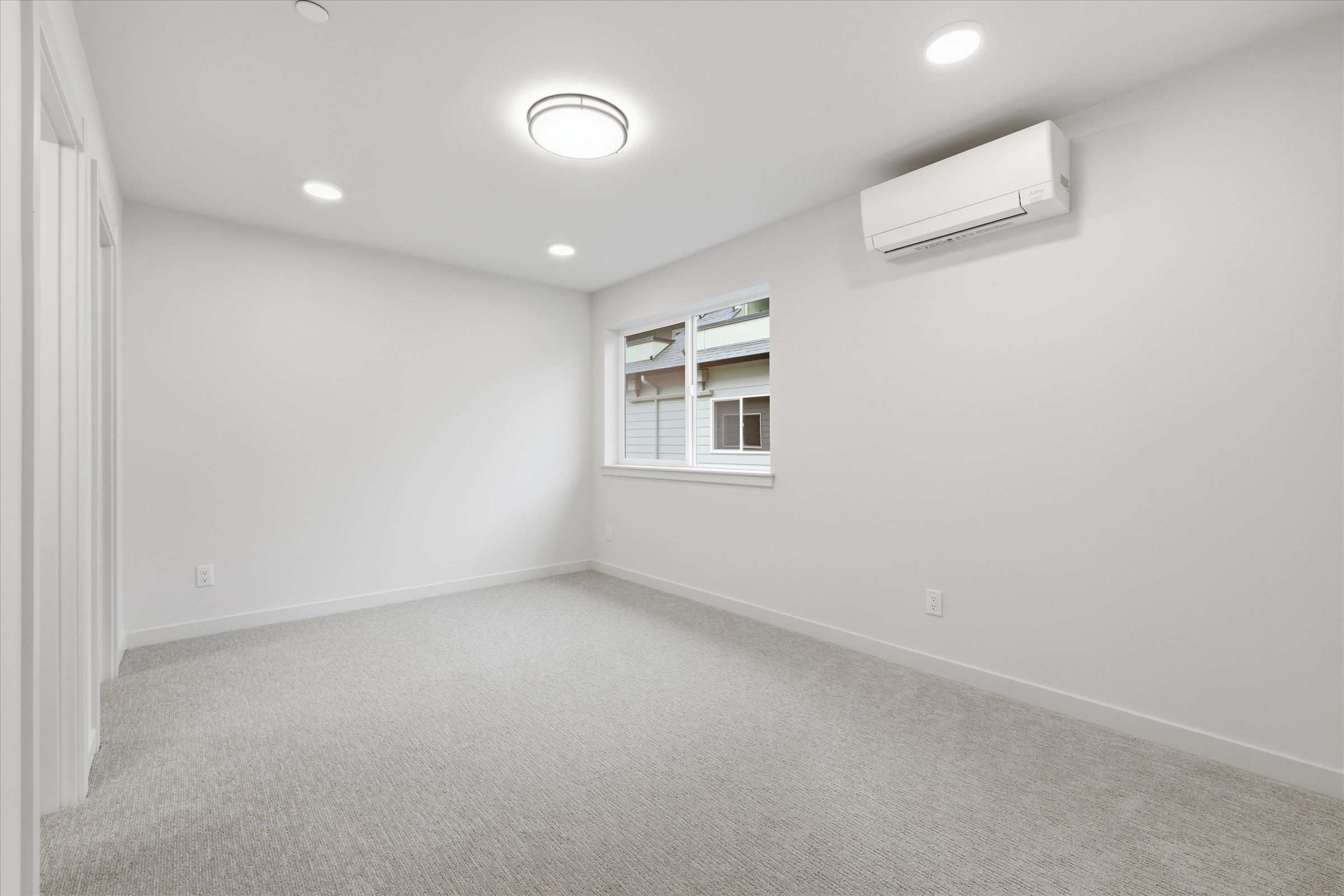  14610 Corliss Ave N Unit #A, Shoreline, WA 98133 - 物件實景