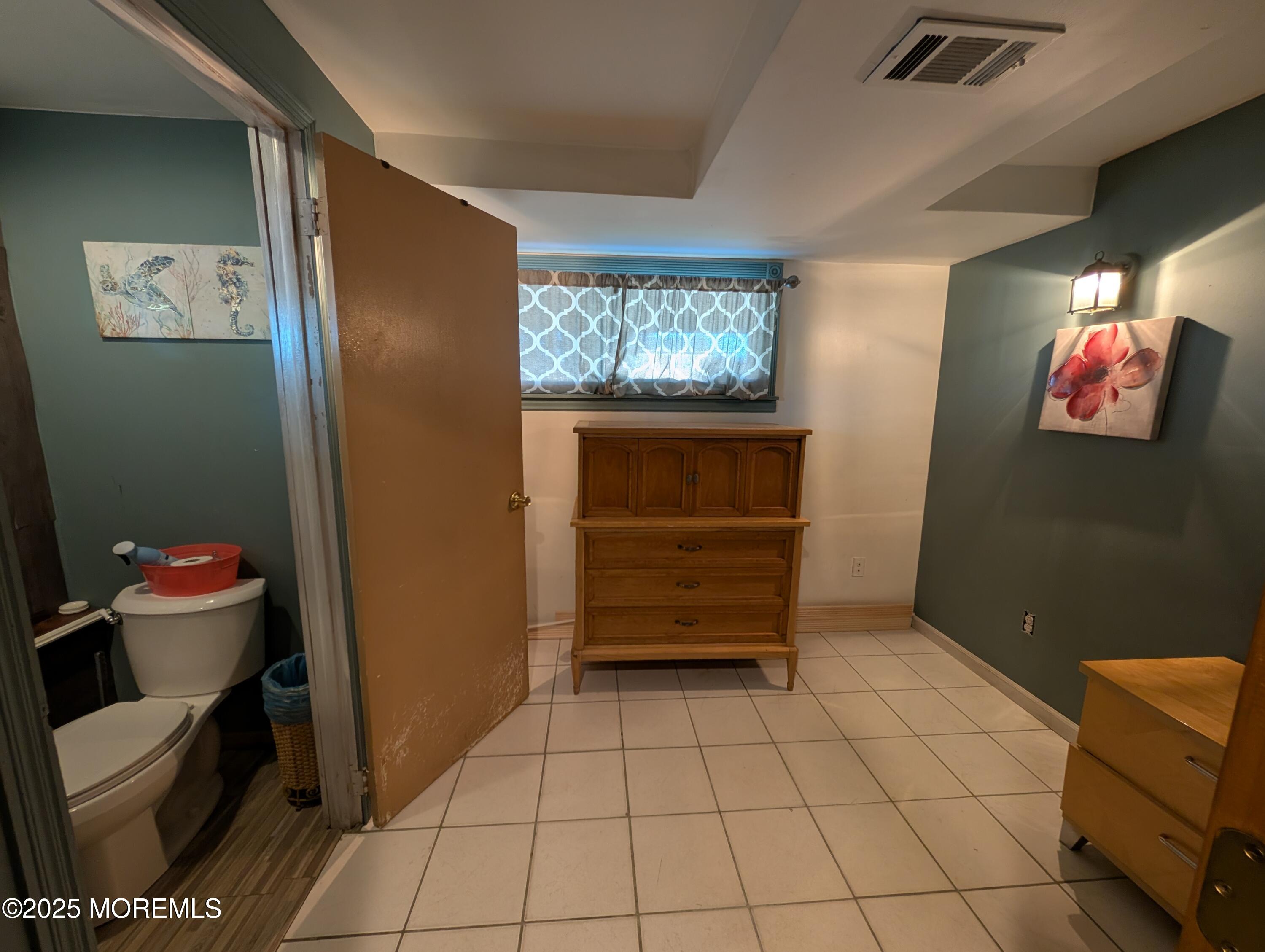 Old Bridge, New Jersey, 08857, United States, 3 Bedrooms Bedrooms, ,2 BathroomsBathrooms,Residential,For Sale,1991891