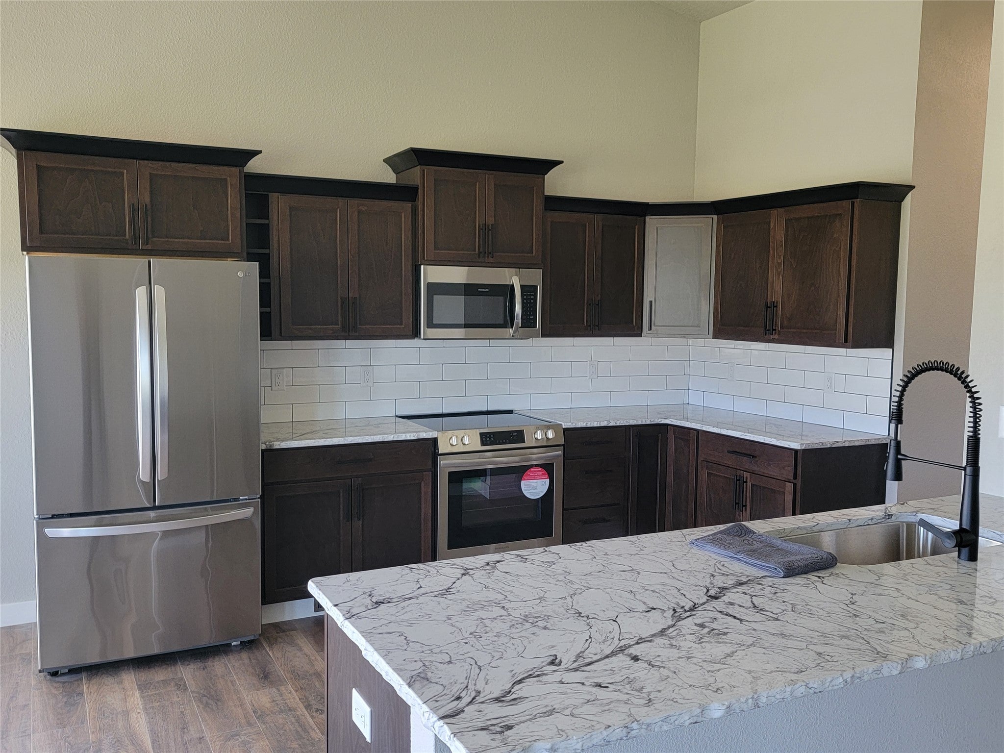 Plains, Montana, 59859, United States, 6 Bedrooms Bedrooms, ,3 BathroomsBathrooms,Residential,For Sale,1866900
