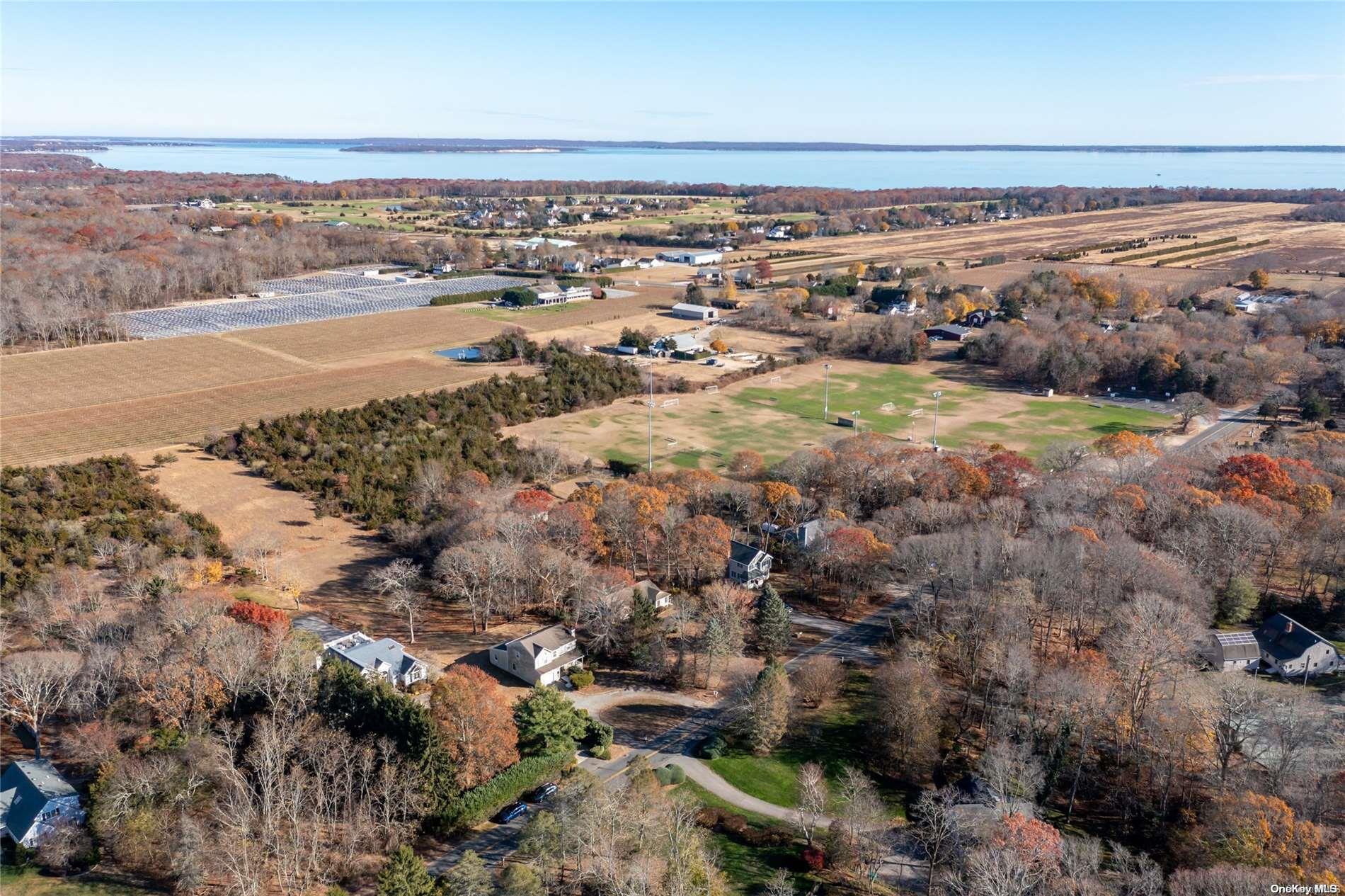 Laurel, New York, 11948, United States, 4 Bedrooms Bedrooms, ,3 BathroomsBathrooms,Residential,For Sale,1930238