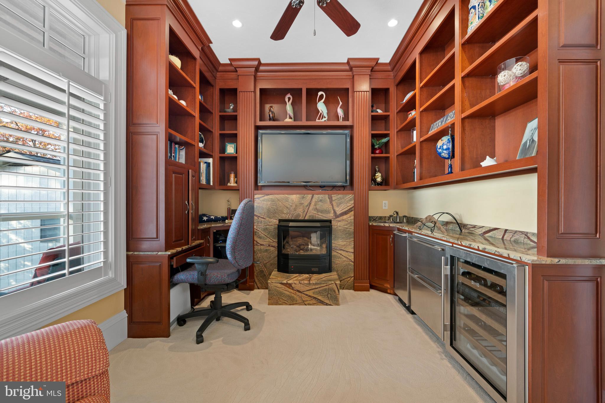 Lusby, Maryland, 20657, United States, 4 Bedrooms Bedrooms, ,6 BathroomsBathrooms,Residential,For Sale,1990435