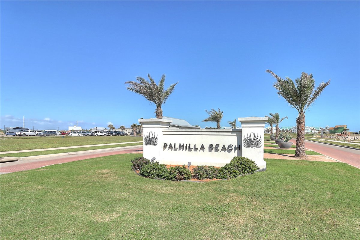 Port Aransas, Texas, 78373, United States, 3 Bedrooms Bedrooms, ,5 BathroomsBathrooms,Residential,For Sale,1994258