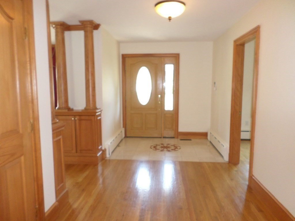 3 Twin Springs Dr Drive, Saugus, Massachusetts, 01906, United States, 5 Bedrooms Bedrooms, ,4 BathroomsBathrooms,Residential,For Sale,3 Twin Springs Dr Drive,1128926