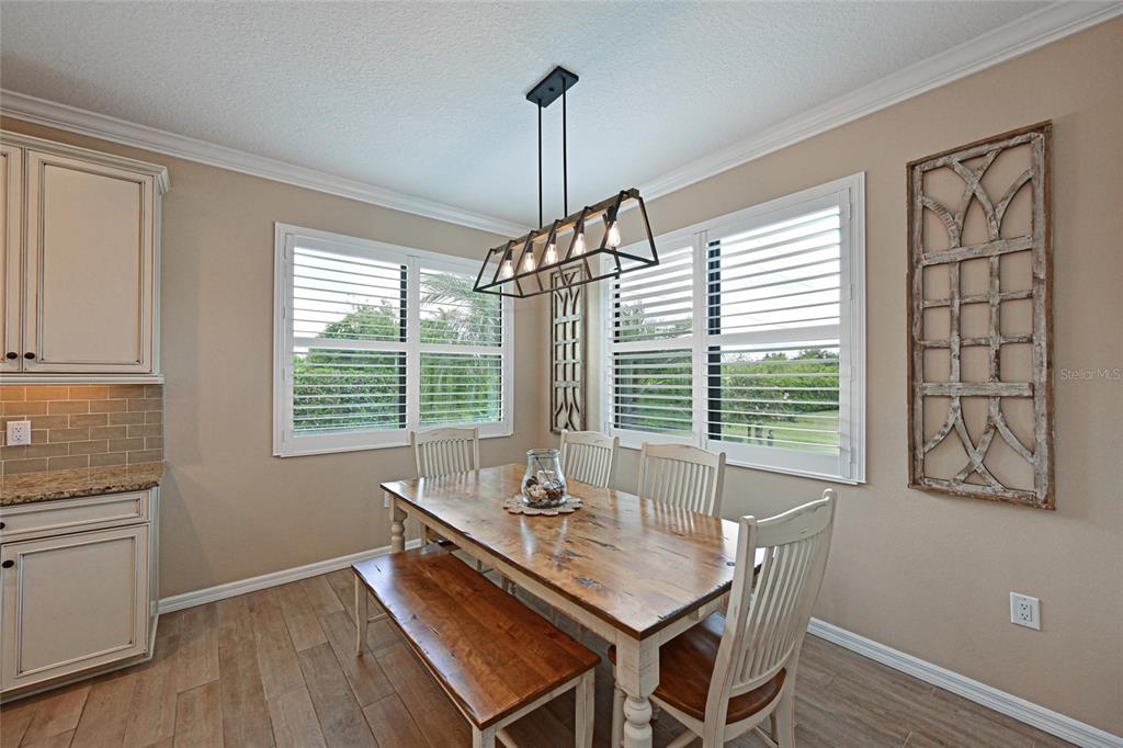 Bradenton, Florida, 34212, United States, 2 Bedrooms Bedrooms, ,2 BathroomsBathrooms,Residential,For Sale,1948137