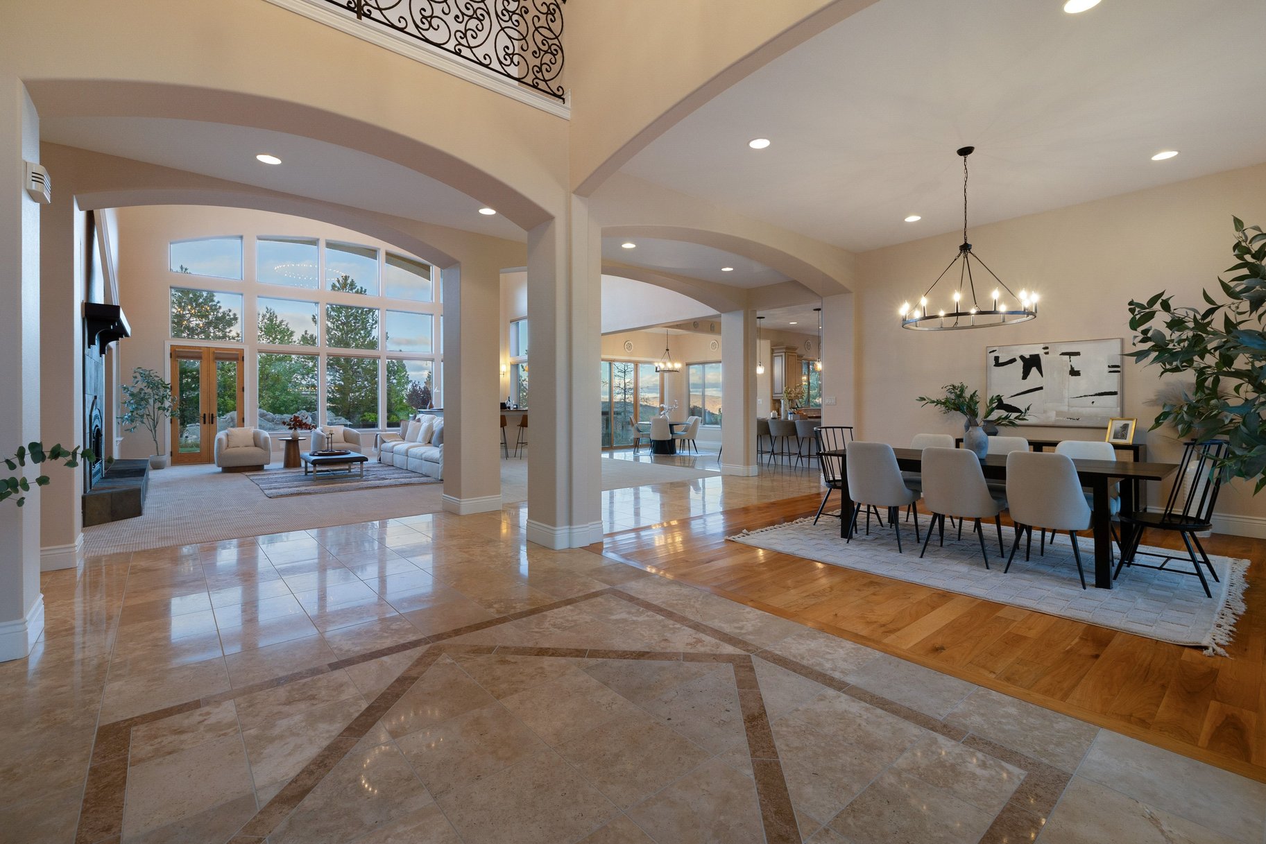  Private Mountain Estate with Elevated Views - 物件實景