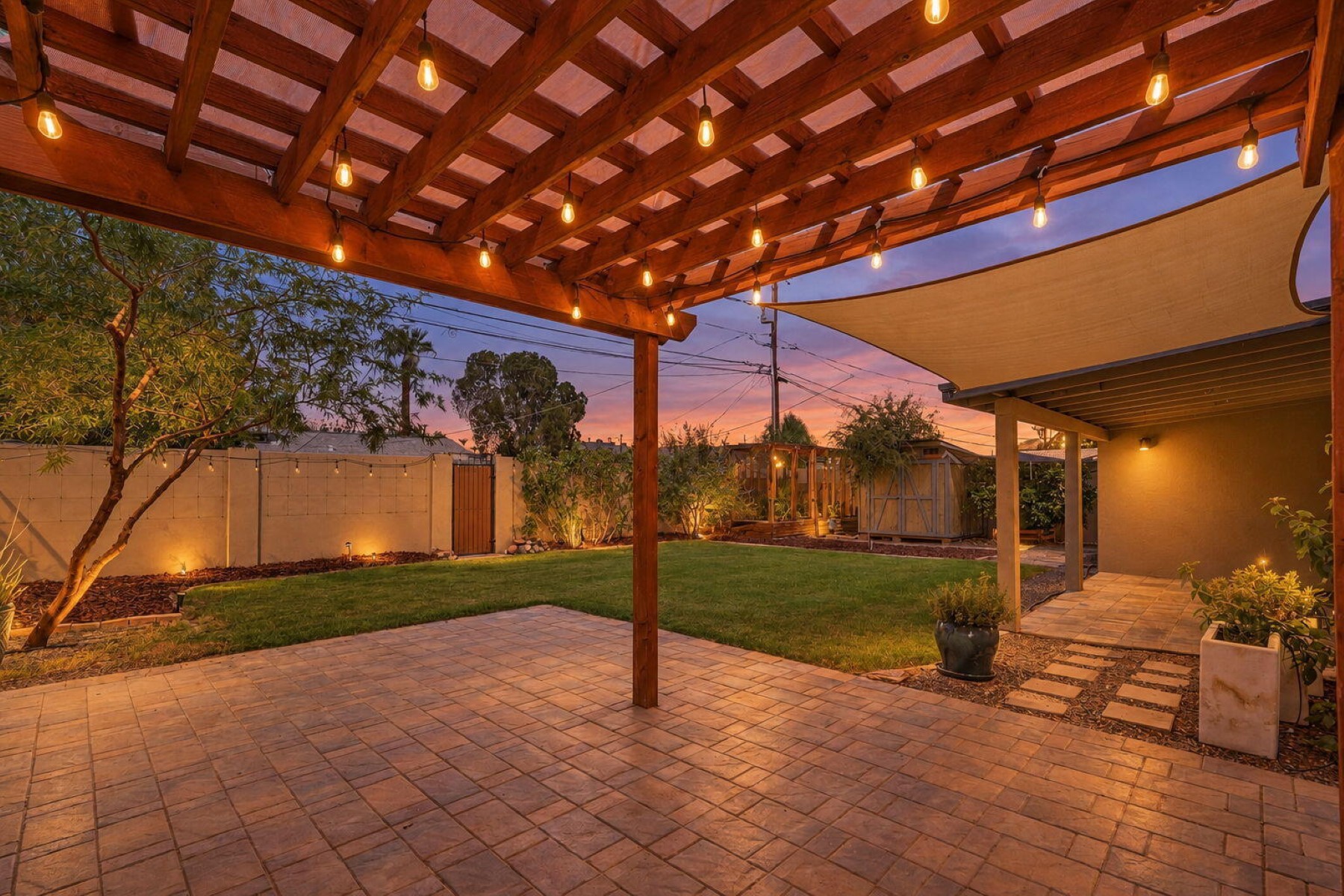  2208 E Turney Avenue ¦Phoenix, AZ - 物件實景