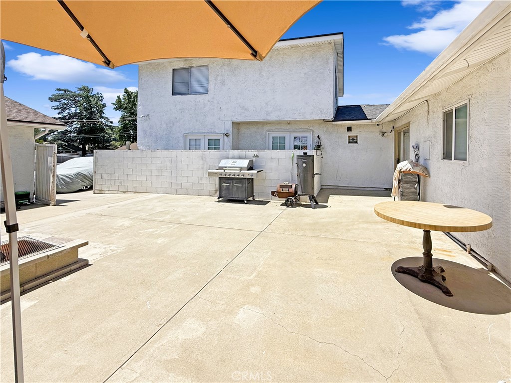 La Verne, California, 91750, United States, 7 Bedrooms Bedrooms, ,4 BathroomsBathrooms,Residential,For Sale,1979941