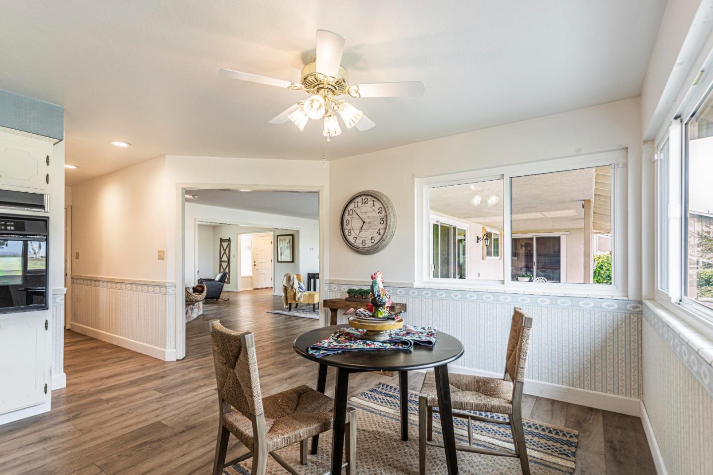 Hollister, California, 95023, United States, 4 Bedrooms Bedrooms, ,3 BathroomsBathrooms,Residential,For Sale,1750657
