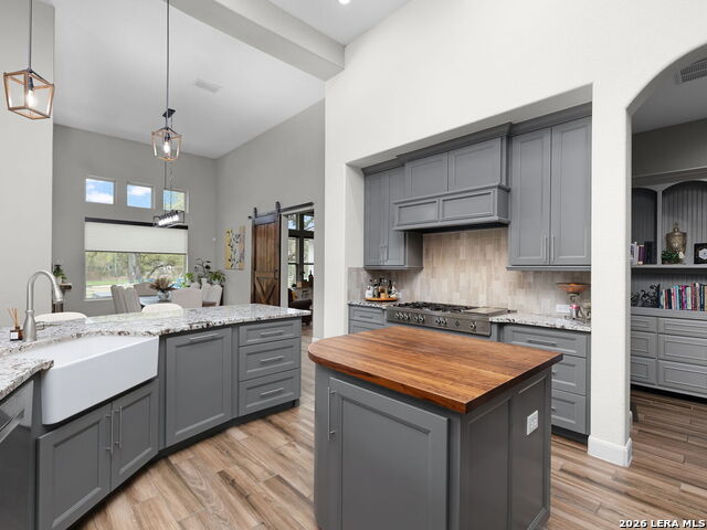 New Braunfels, Texas, 78132, United States, 4 Bedrooms Bedrooms, ,4 BathroomsBathrooms,Residential,For Sale,2024421