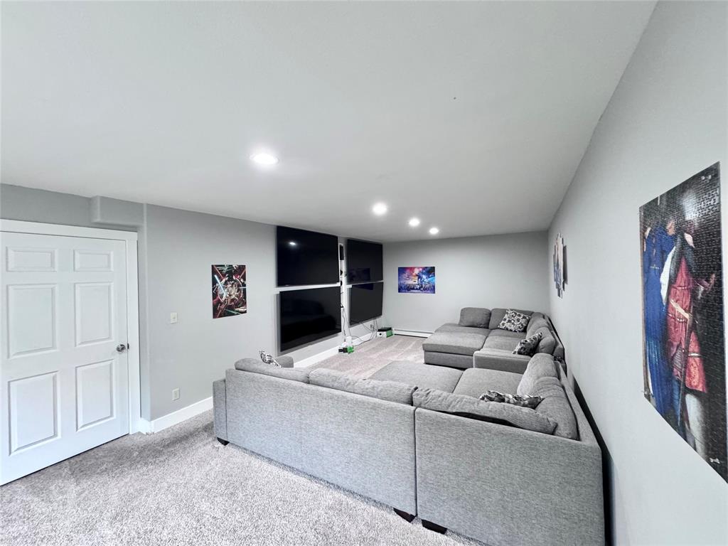 Helena, Montana, 59601, United States, 5 Bedrooms Bedrooms, ,4 BathroomsBathrooms,Residential,For Sale,2048262