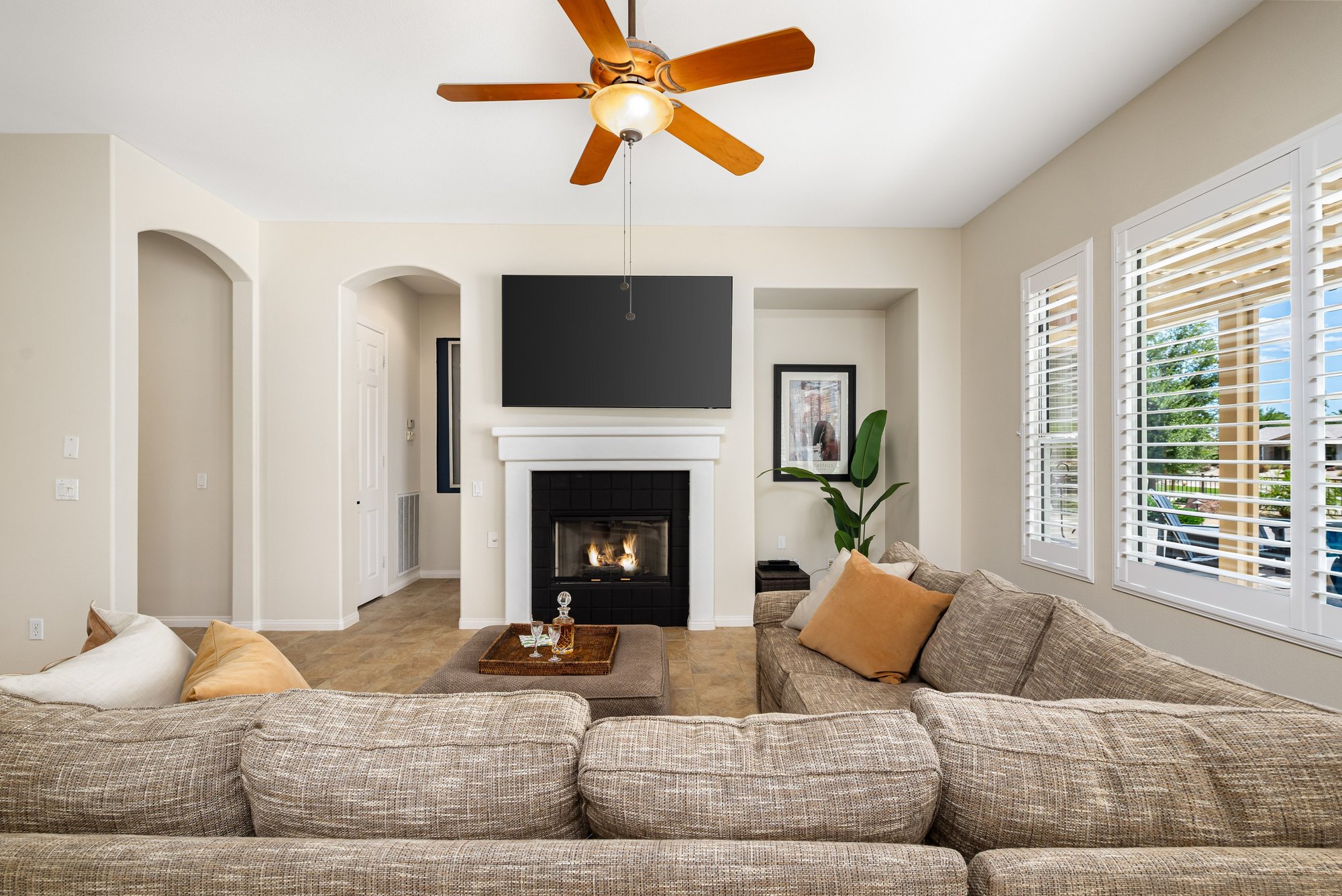  Sunshine, Fairways, Pool, and Mountain Views - 物件實景