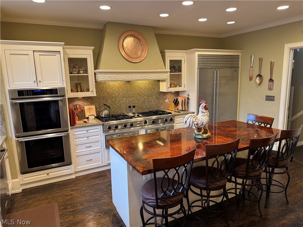 South Euclid, Ohio, 44121, United States, 9 Bedrooms Bedrooms, ,8 BathroomsBathrooms,Residential,For Sale,2040754