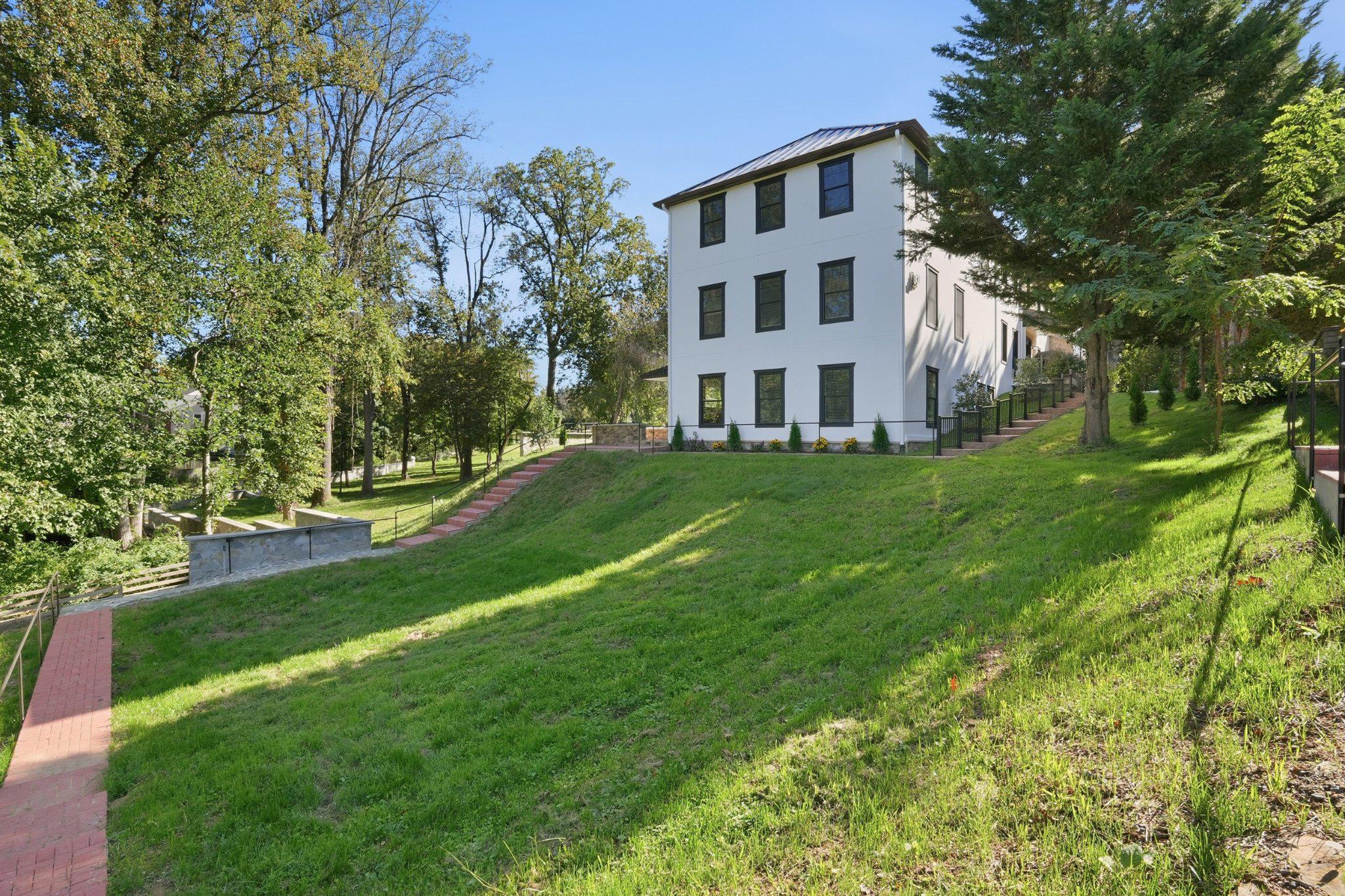 6340 Old Dominion Drive, Mclean, VA, 22101 - 物件實景