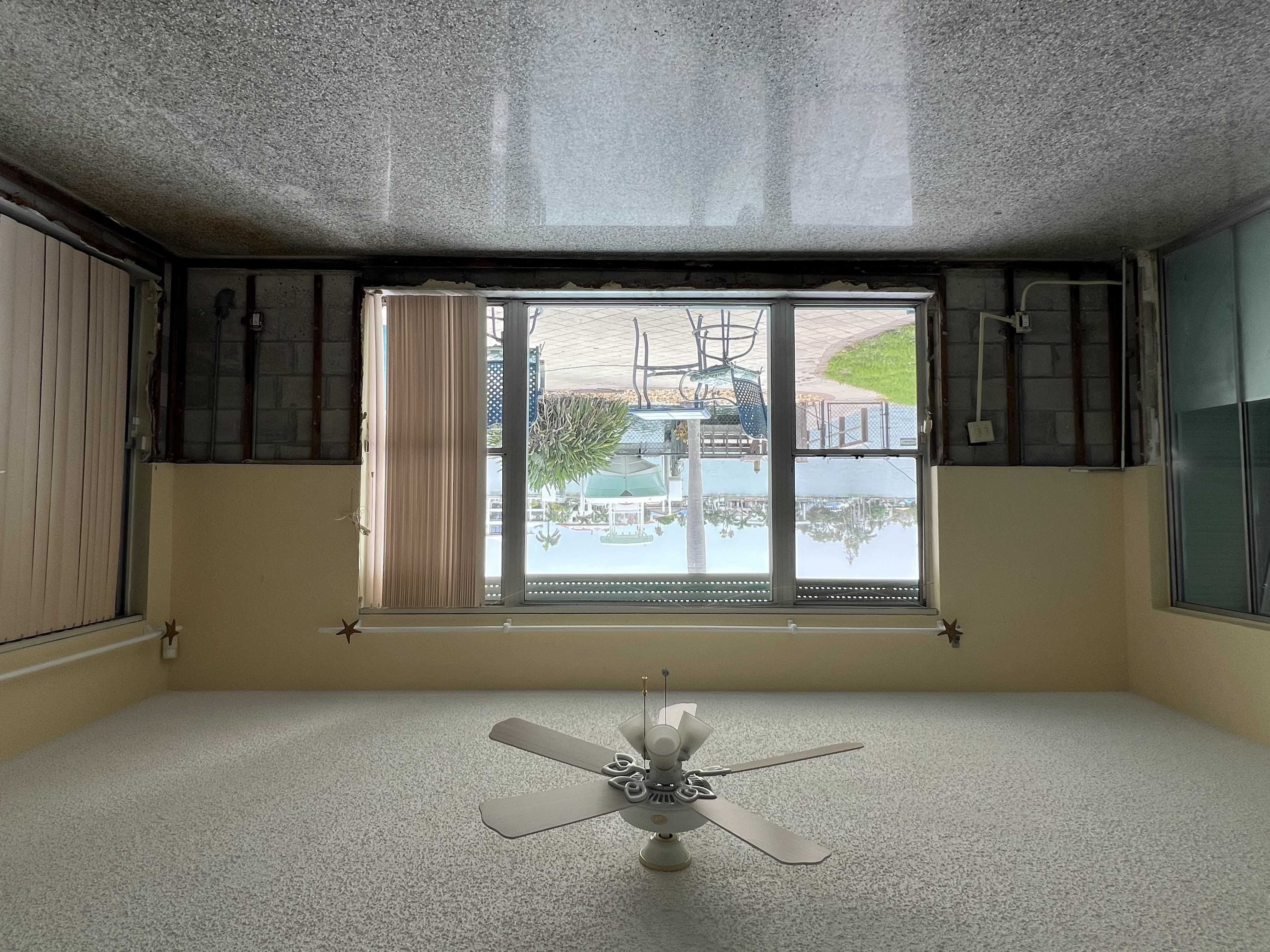 Treasure Island, Florida, 33706, United States, 3 Bedrooms Bedrooms, ,2 BathroomsBathrooms,Residential,For Sale,1985726