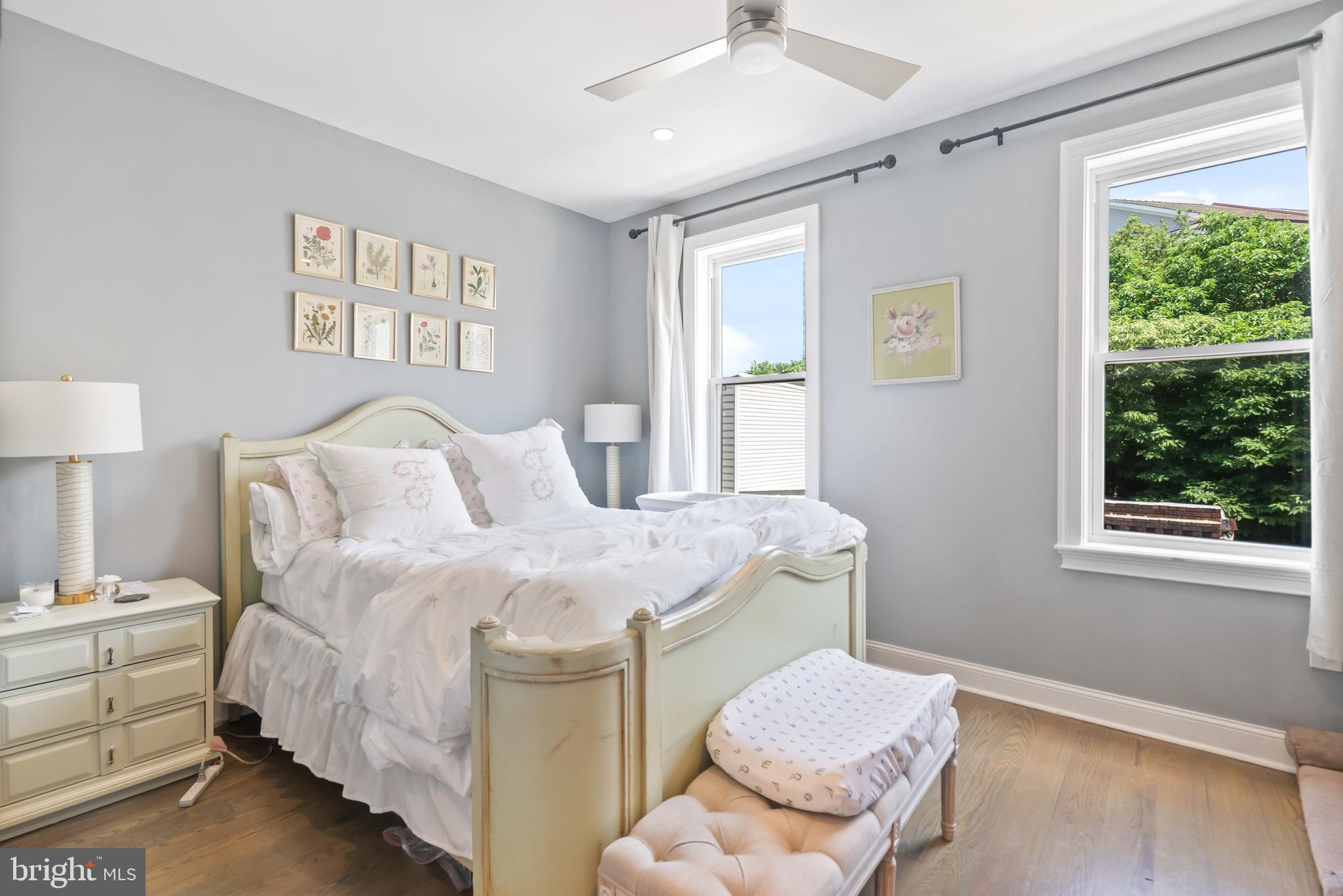 PHILADELPHIA, Pennsylvania, 19146, United States, 3 Bedrooms Bedrooms, ,3 BathroomsBathrooms,Residential,For Sale,1889775