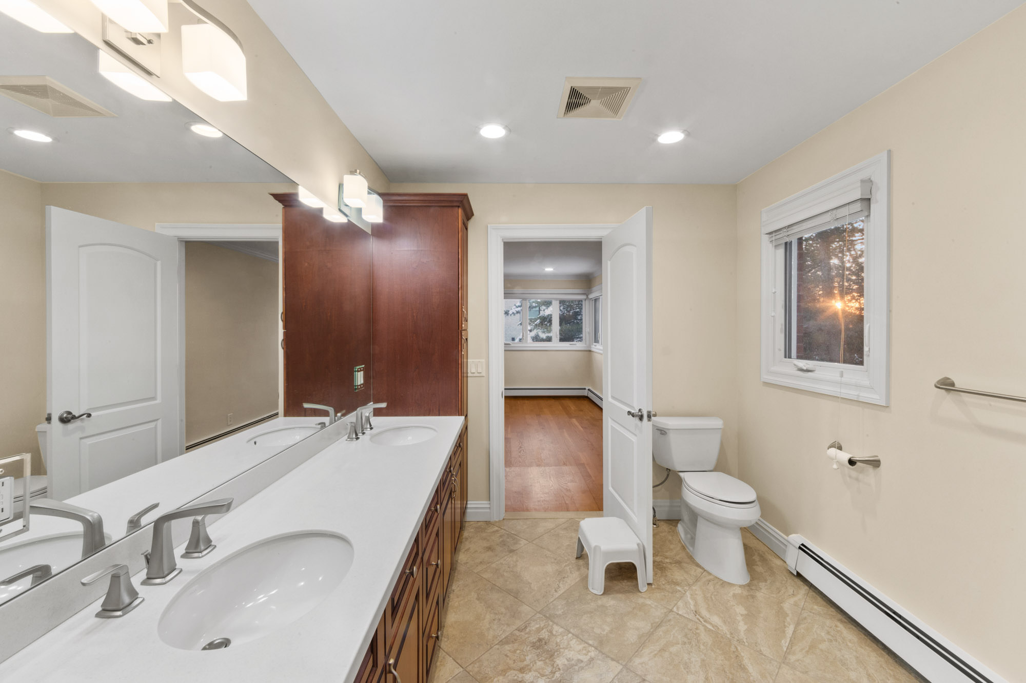  662 Summit Street, Englewood Cliffs, NJ, 07632 - 物件實景