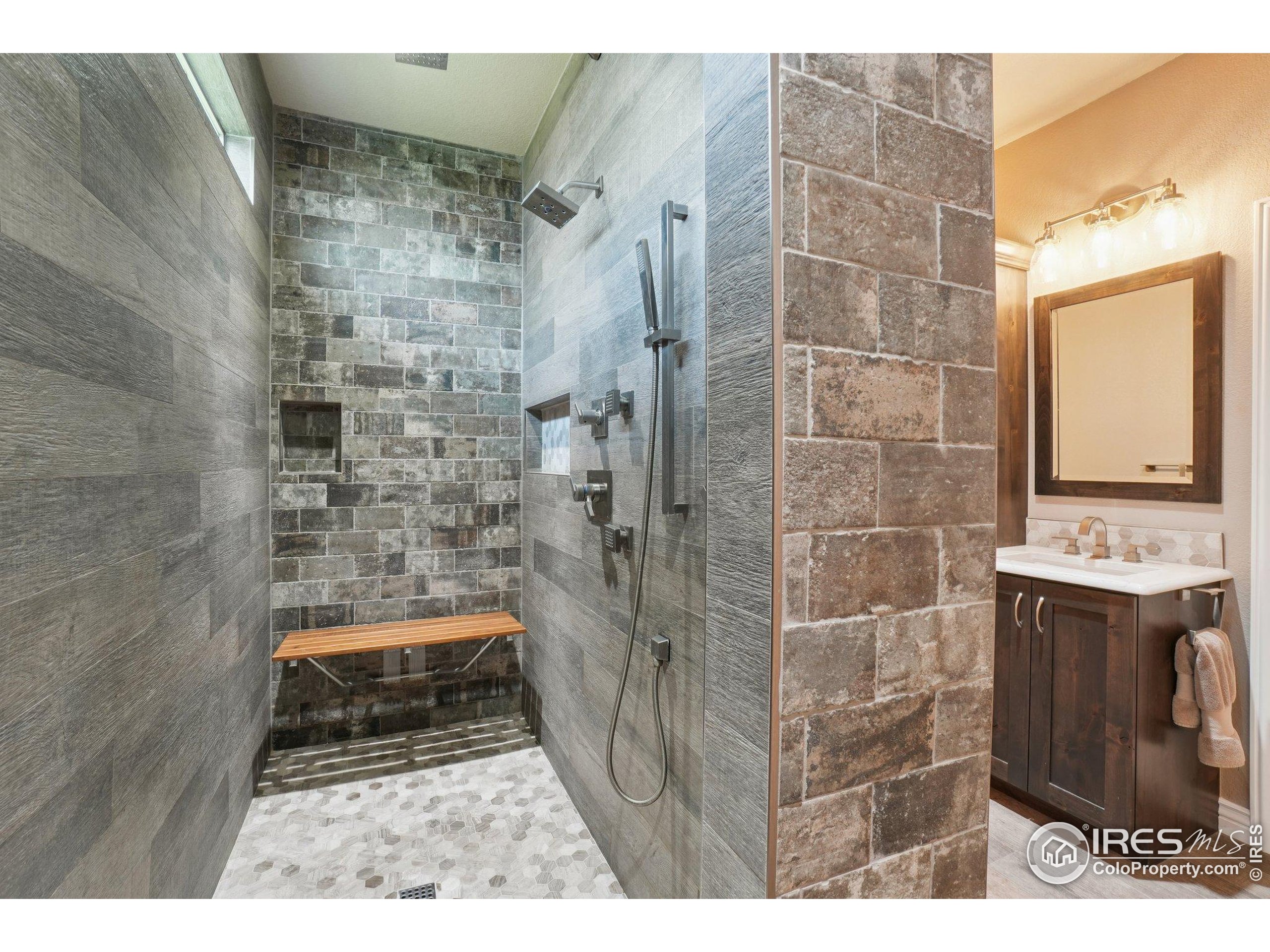 Windsor, Colorado, 80550, United States, 5 Bedrooms Bedrooms, ,3 BathroomsBathrooms,Residential,For Sale,1906749