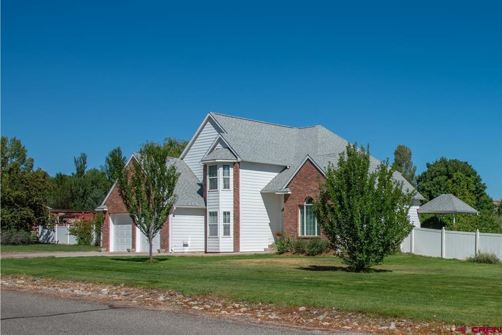 Montrose, Colorado, 81403, United States, 3 Bedrooms Bedrooms, ,2 BathroomsBathrooms,Residential,For Sale,1982789