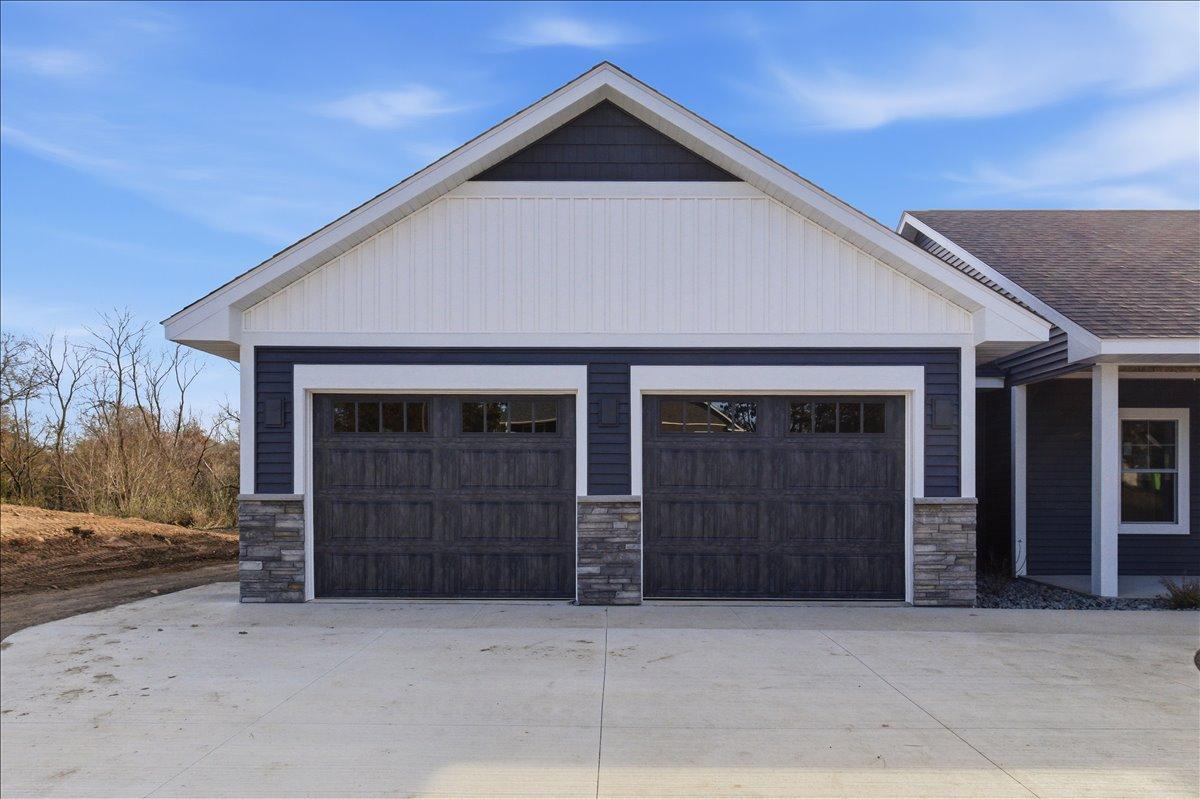 New Richmond, Wisconsin, 54017, United States, 3 Bedrooms Bedrooms, ,1 BathroomBathrooms,Residential,For Sale,1991052