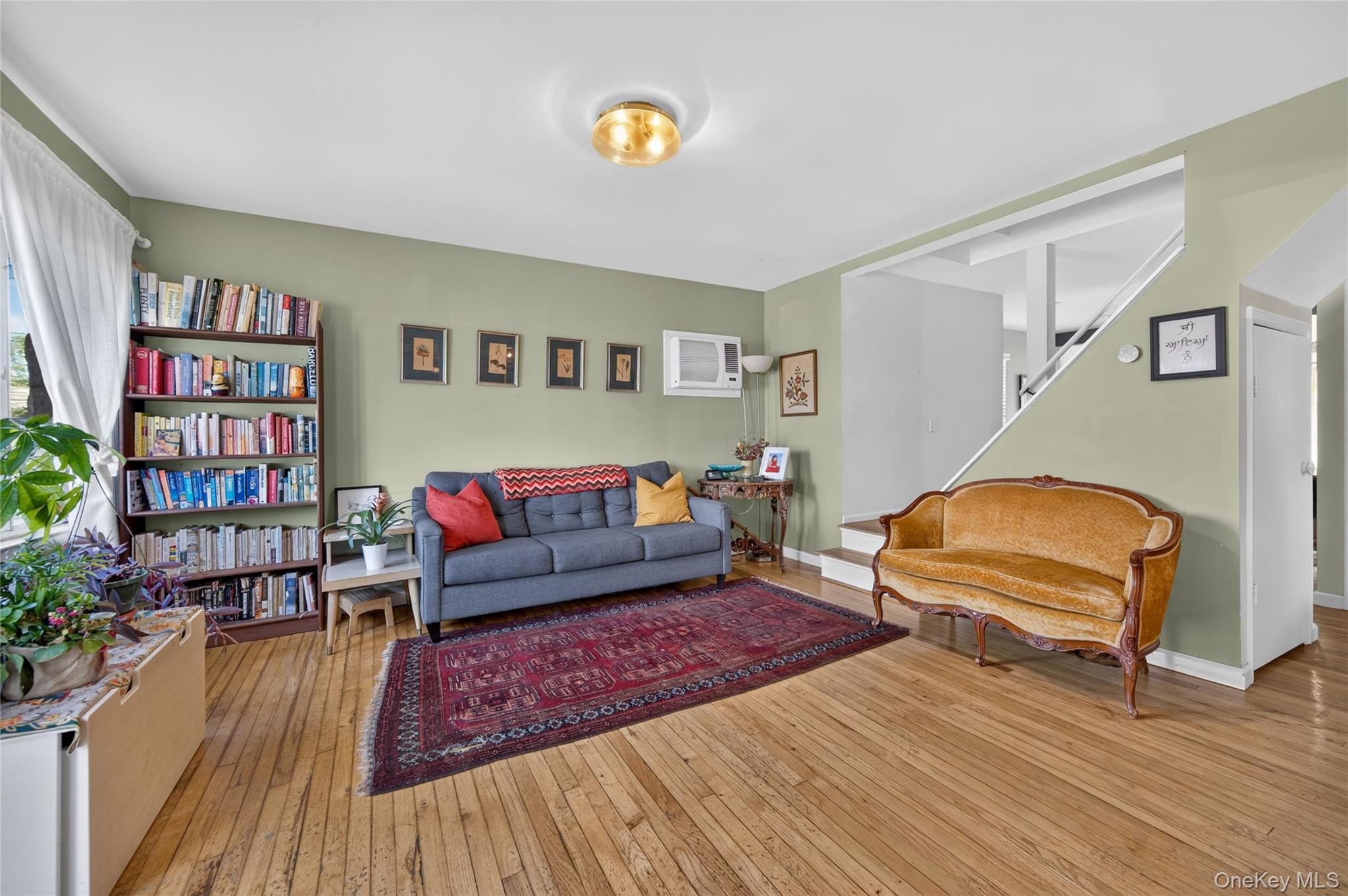  120 Bert Avenue, Westbury, NY, 11590 - 物件實景