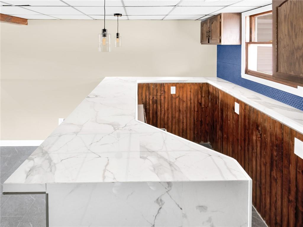 Warwick, Rhode Island, 02889, United States, 3 Bedrooms Bedrooms, ,3 BathroomsBathrooms,Residential,For Sale,2030234