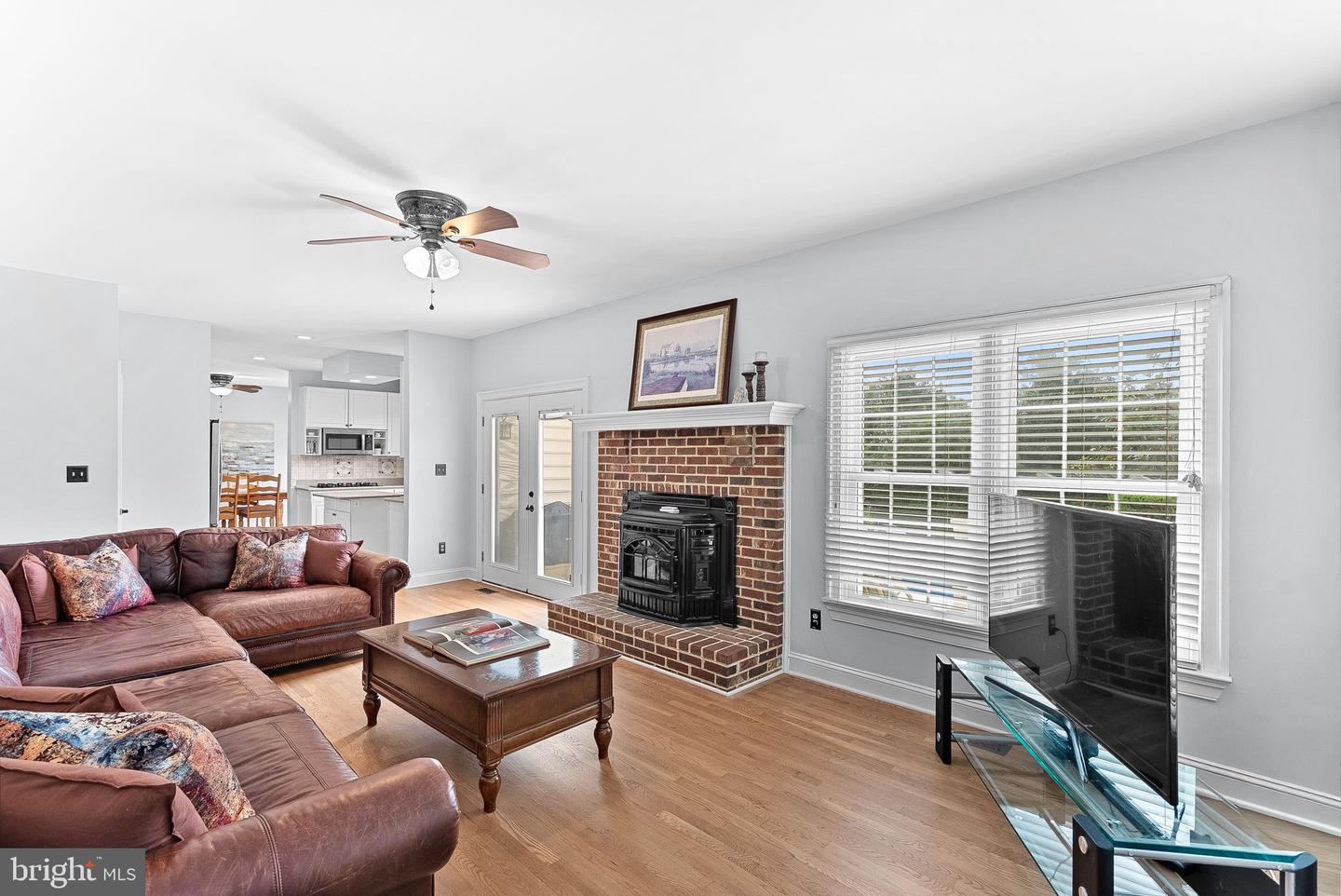 Waterford, Virginia, 20197, United States, 5 Bedrooms Bedrooms, ,4 BathroomsBathrooms,Residential,For Sale,1940957