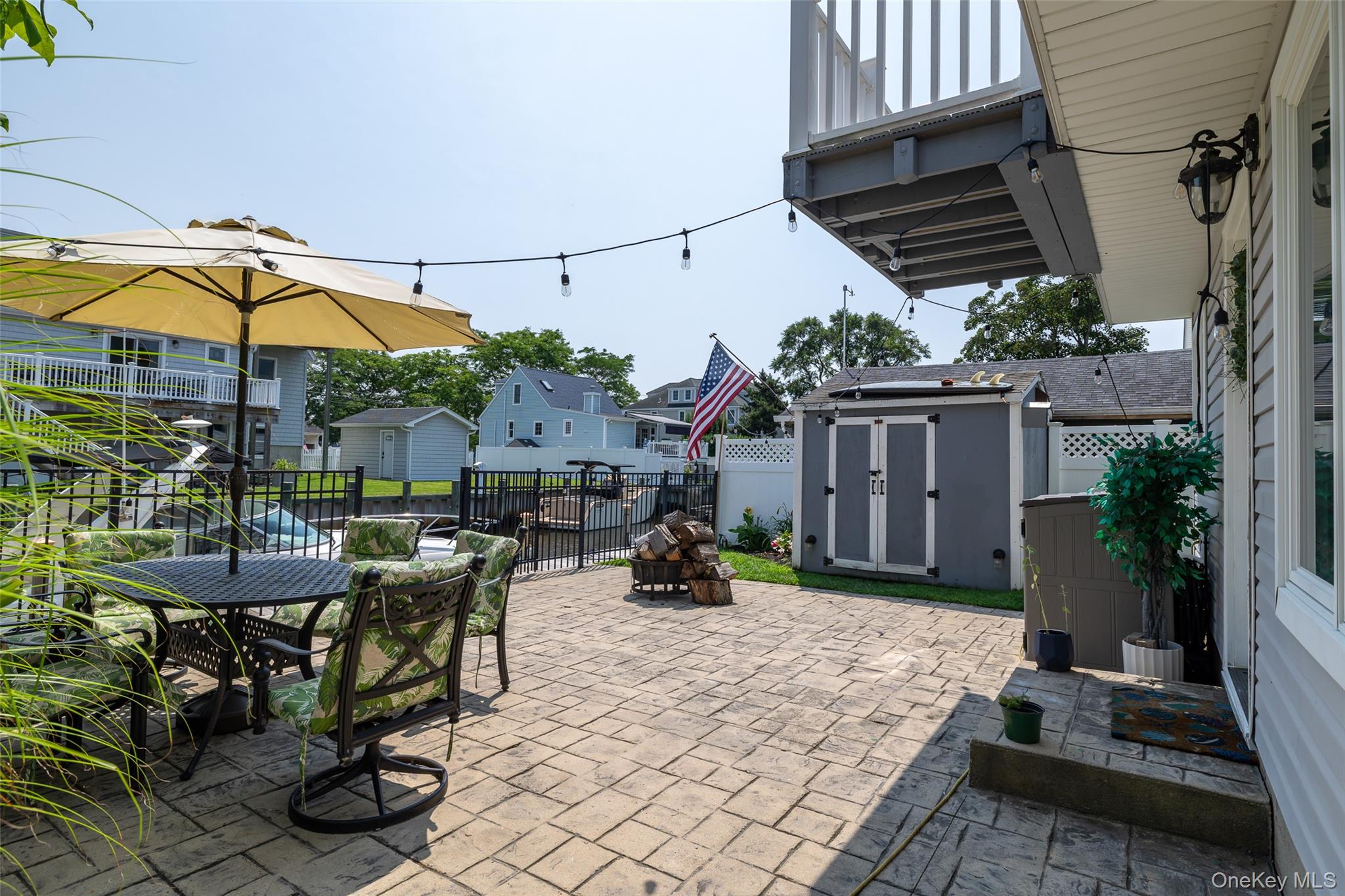 Babylon, New York, 11702, United States, 3 Bedrooms Bedrooms, ,2 BathroomsBathrooms,Residential,For Sale,1930395