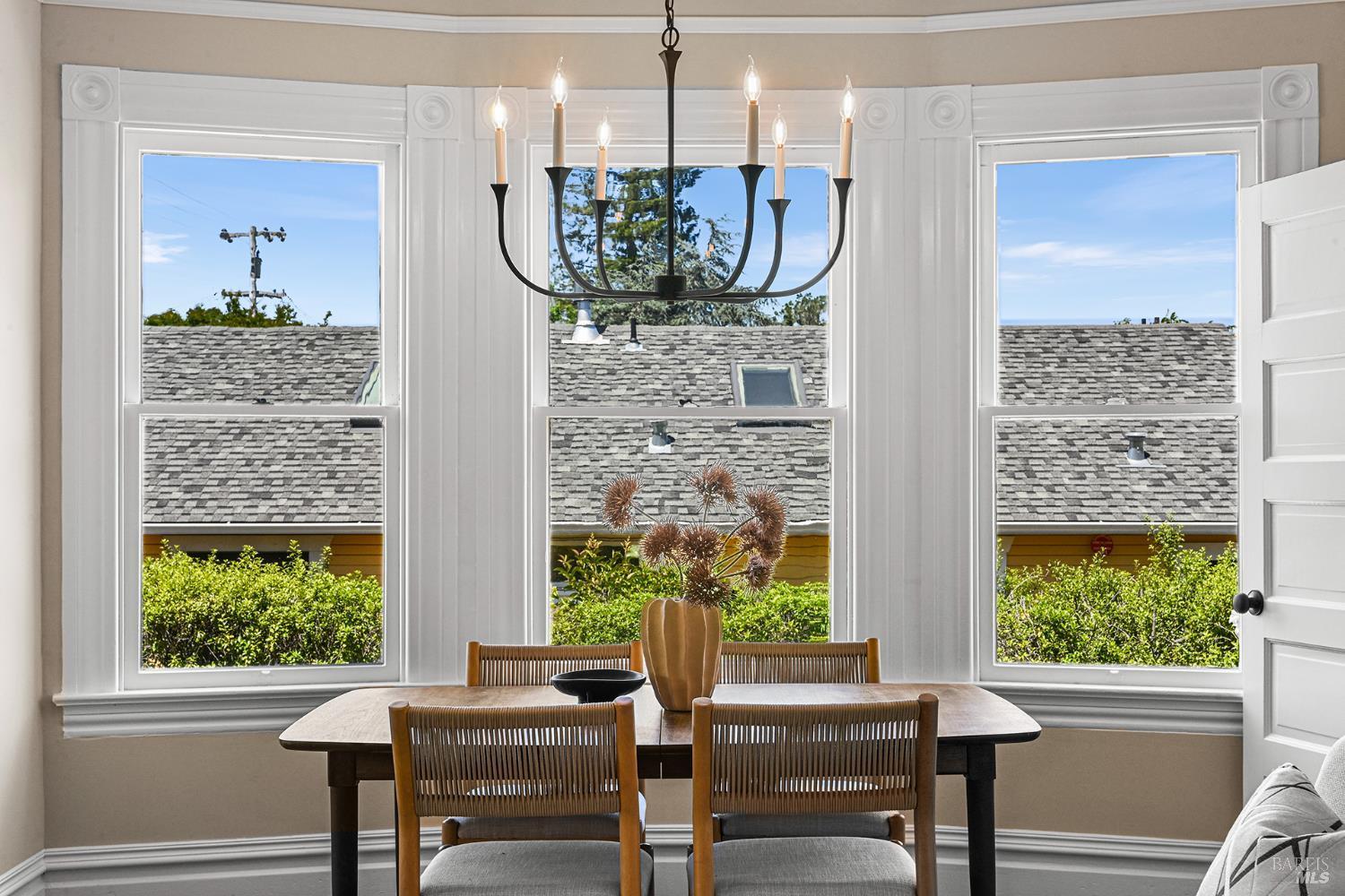 Petaluma, California, 94952, United States, 4 Bedrooms Bedrooms, ,2 BathroomsBathrooms,Residential,For Sale,2048803