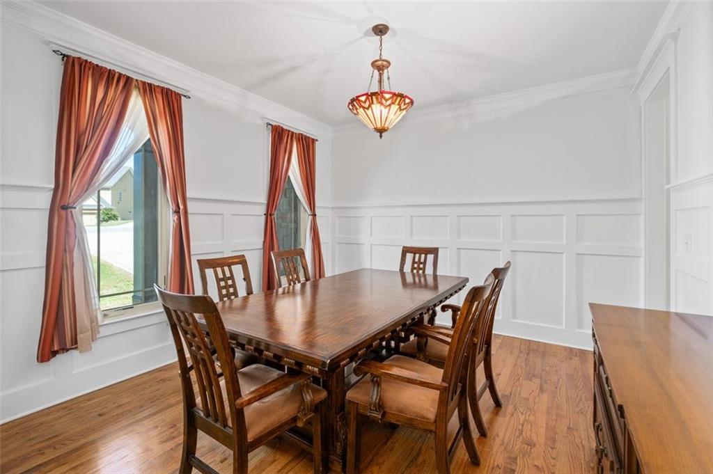 Marietta, Georgia, 30064, United States, 5 Bedrooms Bedrooms, ,3 BathroomsBathrooms,Residential,For Sale,1776942
