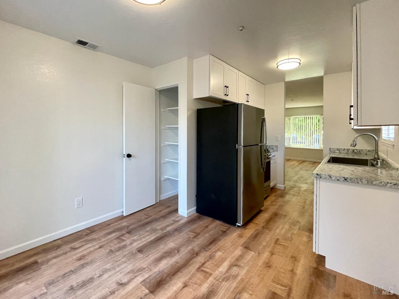 Cotati, California, 94931, United States, ,Residential,For Sale,1908598